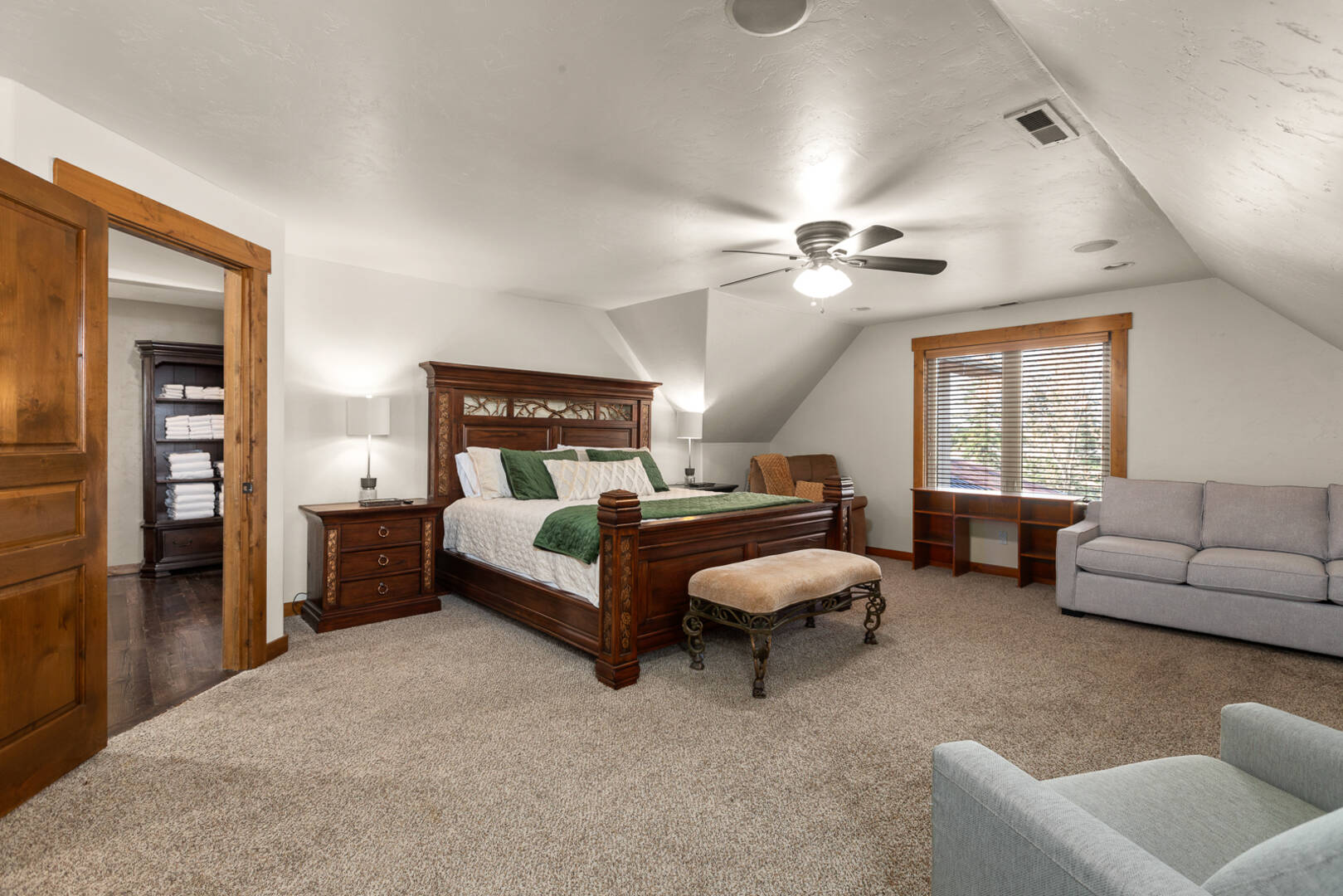 1335 Mooring Rd Columbia Falls, MT 59912