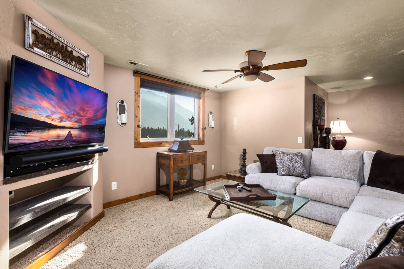 1335 Mooring Rd Columbia Falls, MT 59912