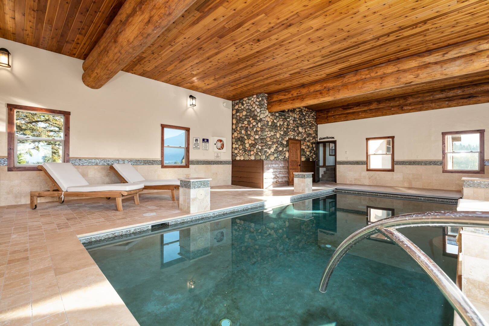 1335 Mooring Rd Columbia Falls, MT 59912