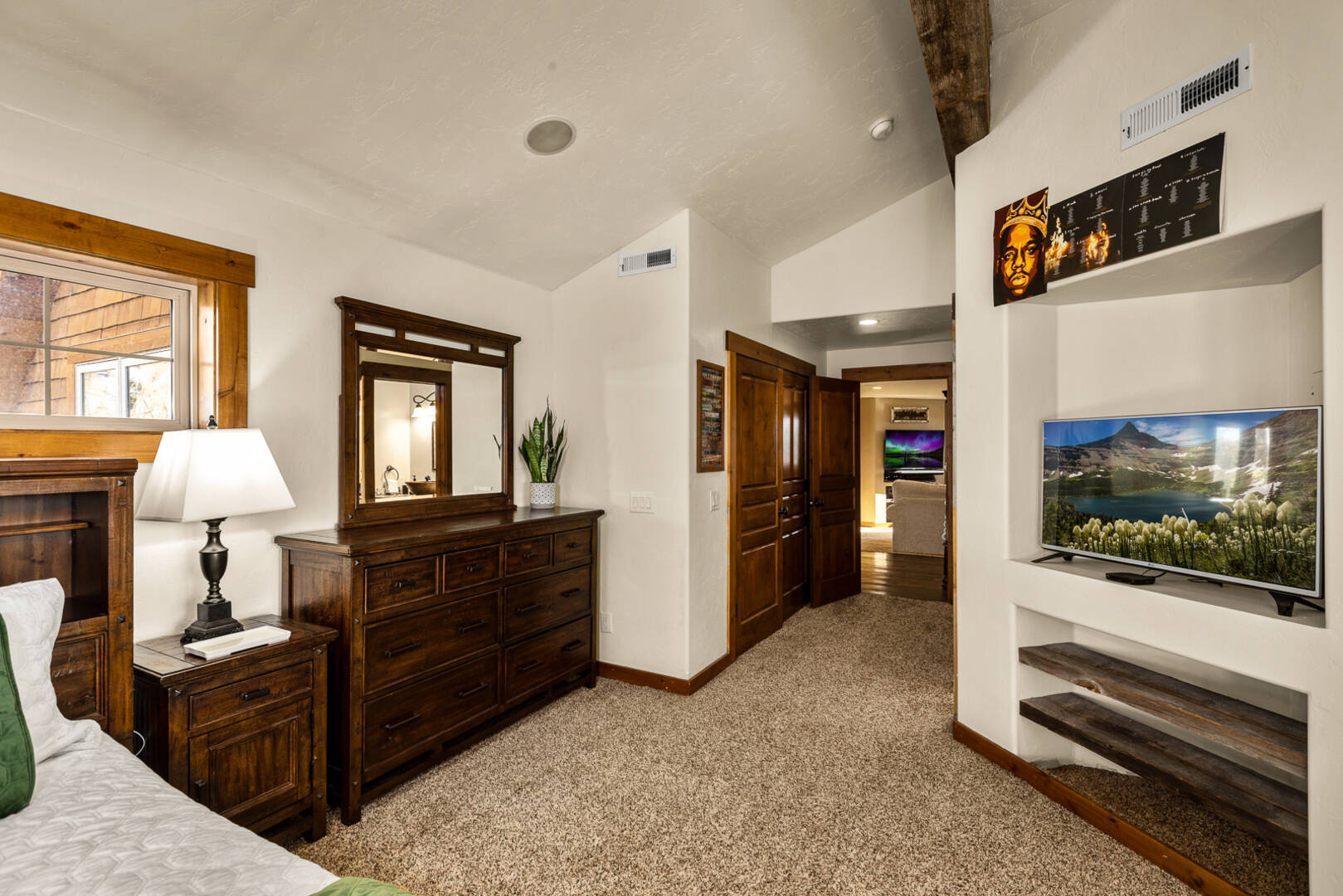 1335 Mooring Rd Columbia Falls, MT 59912