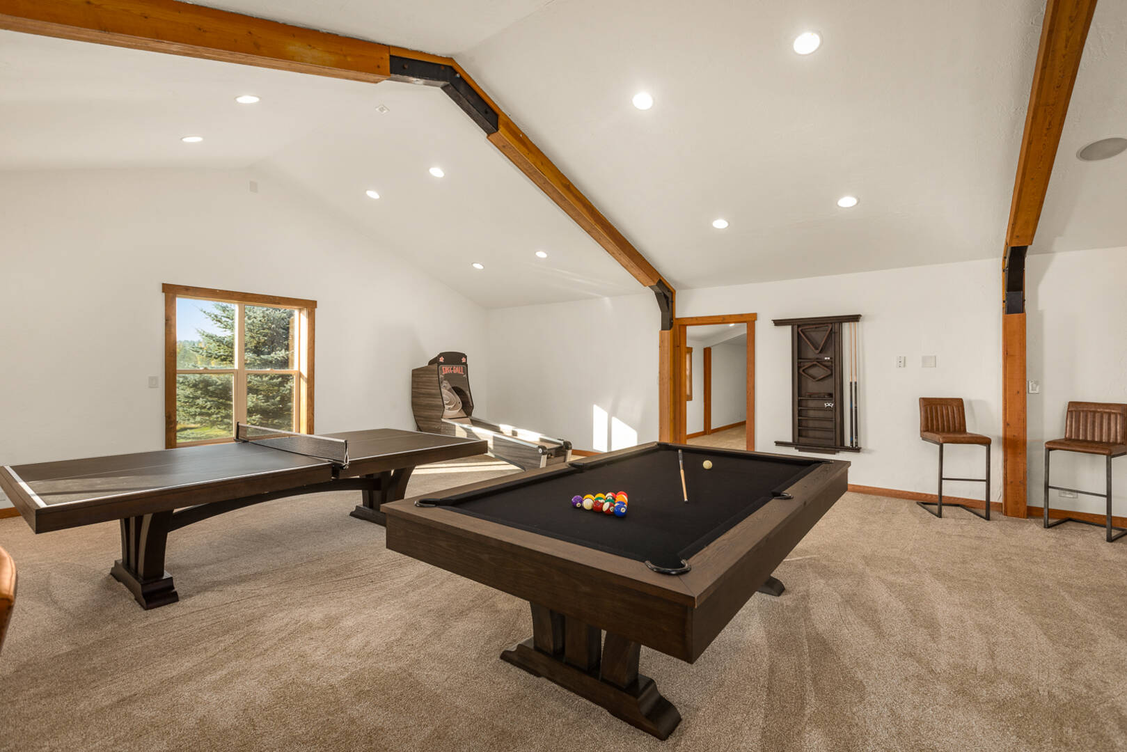 1335 Mooring Rd Columbia Falls, MT 59912