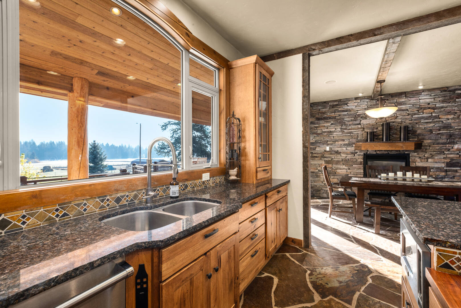 1335 Mooring Rd Columbia Falls, MT 59912