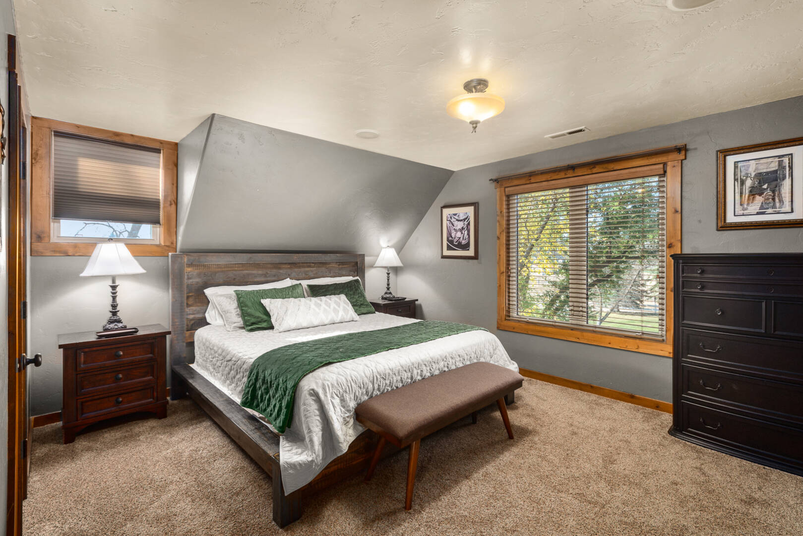 1335 Mooring Rd Columbia Falls, MT 59912