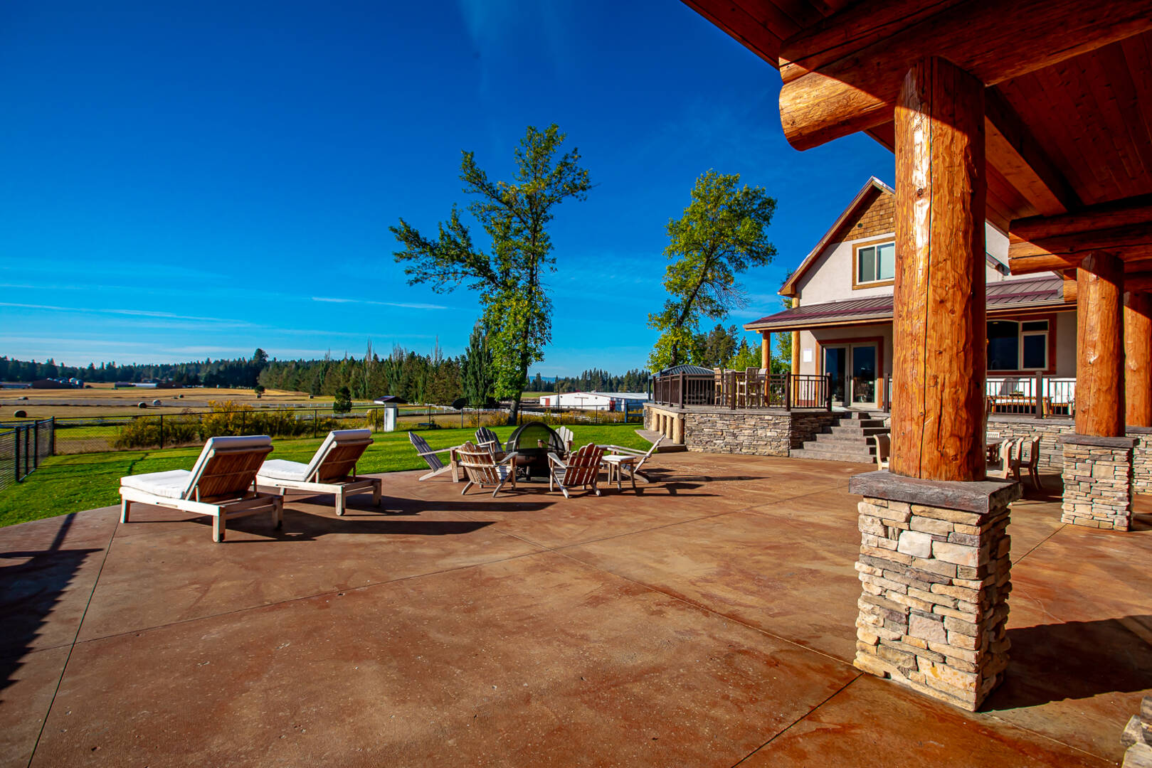1335 Mooring Rd Columbia Falls, MT 59912