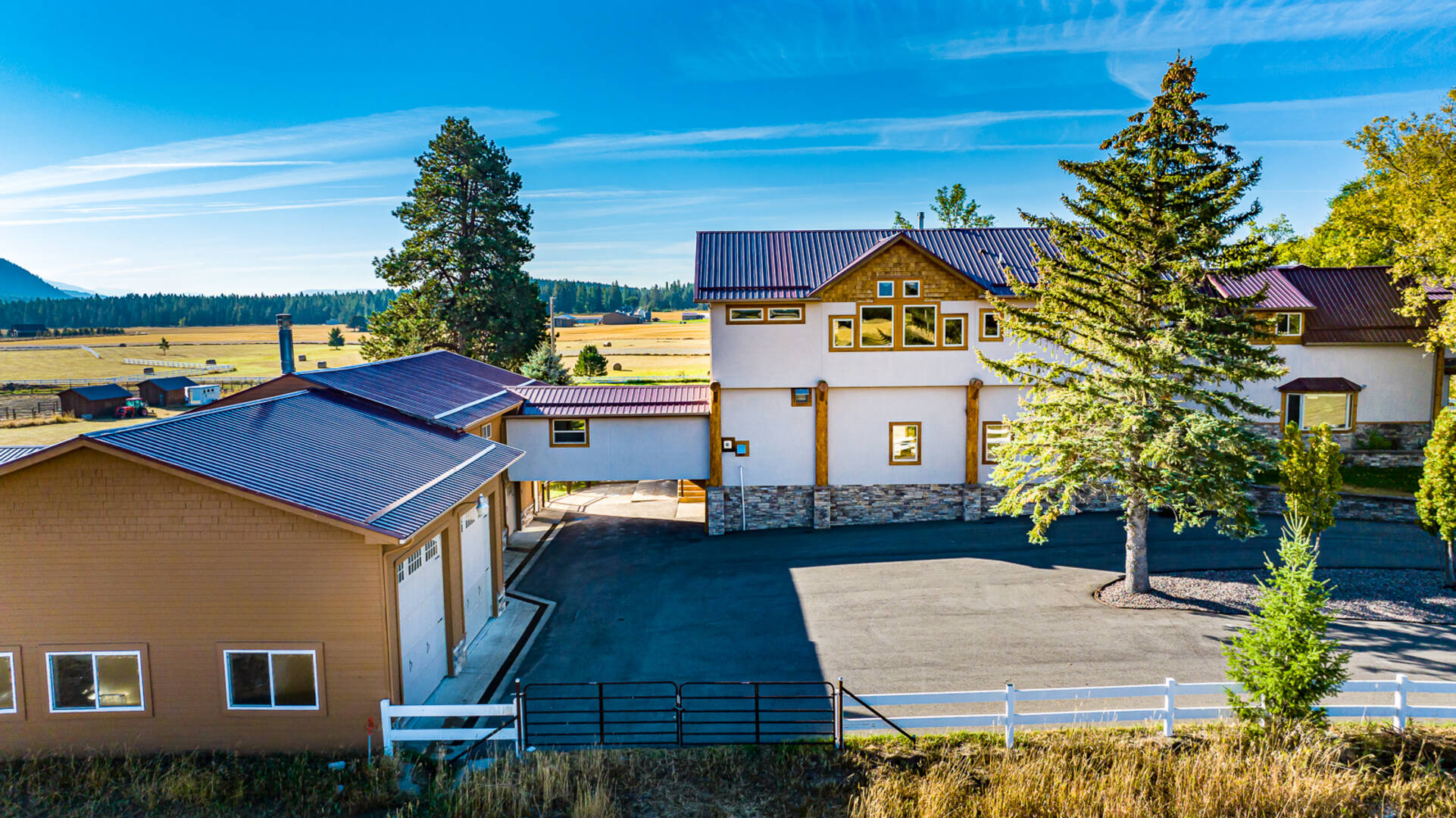 1335 Mooring Rd Columbia Falls, MT 59912