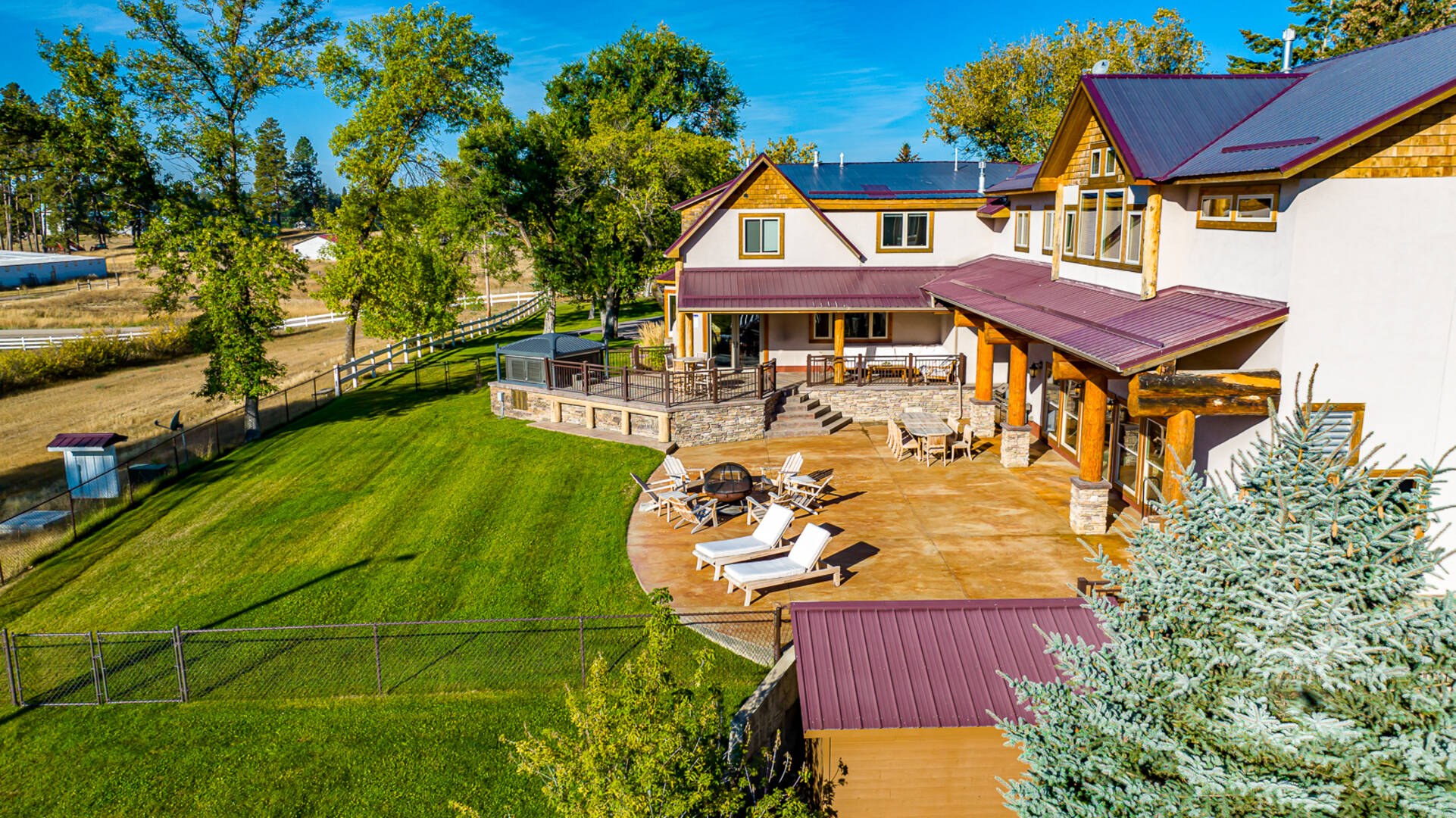 1335 Mooring Rd Columbia Falls, MT 59912