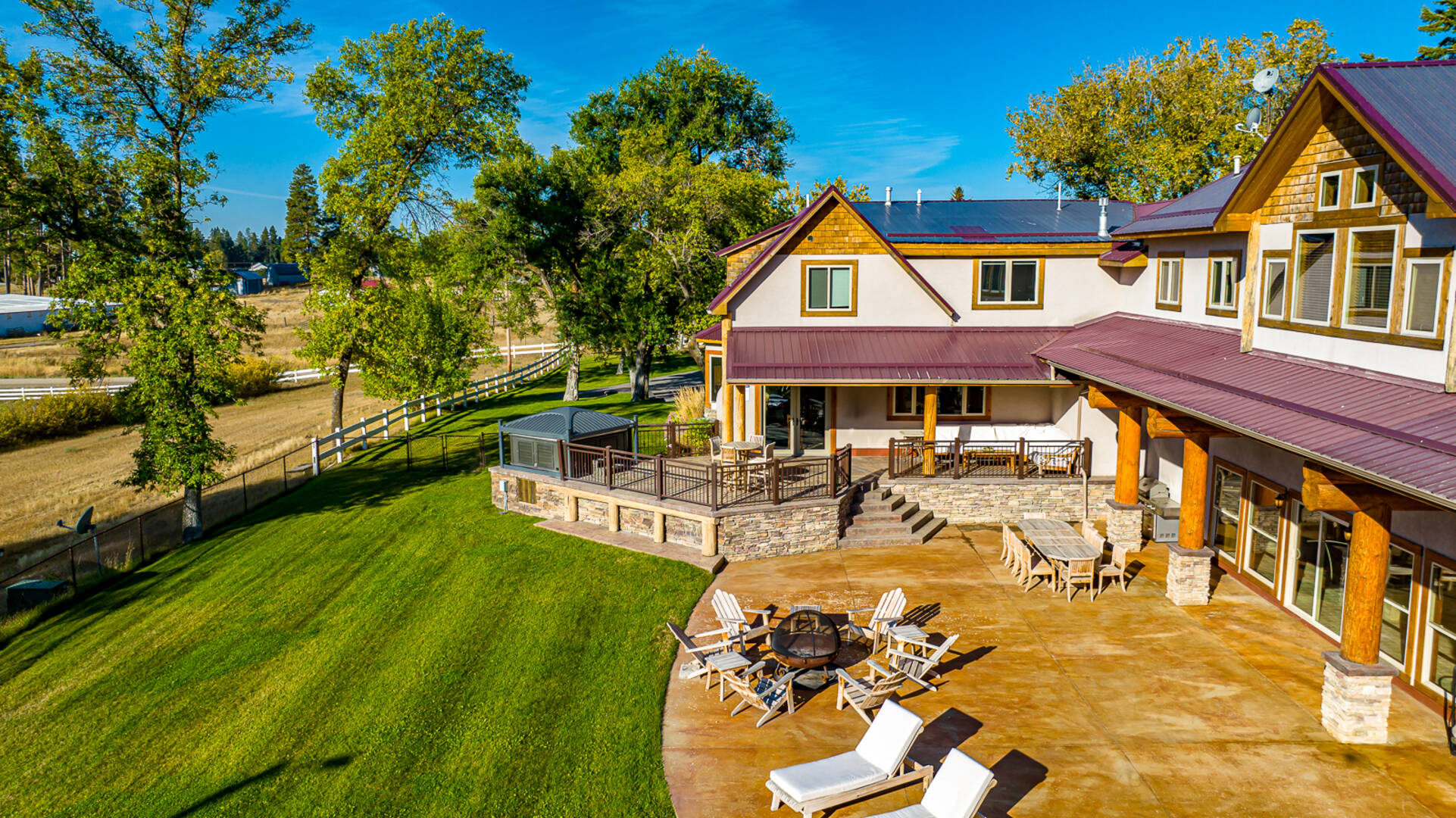 1335 Mooring Rd Columbia Falls, MT 59912
