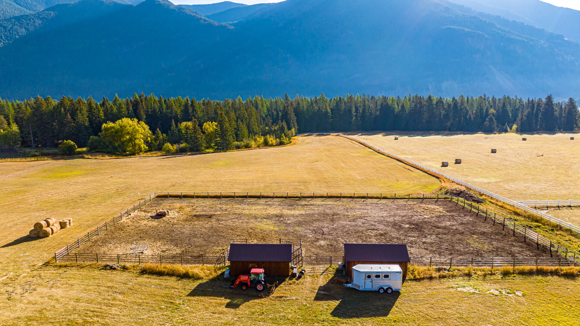 1335 Mooring Rd Columbia Falls, MT 59912