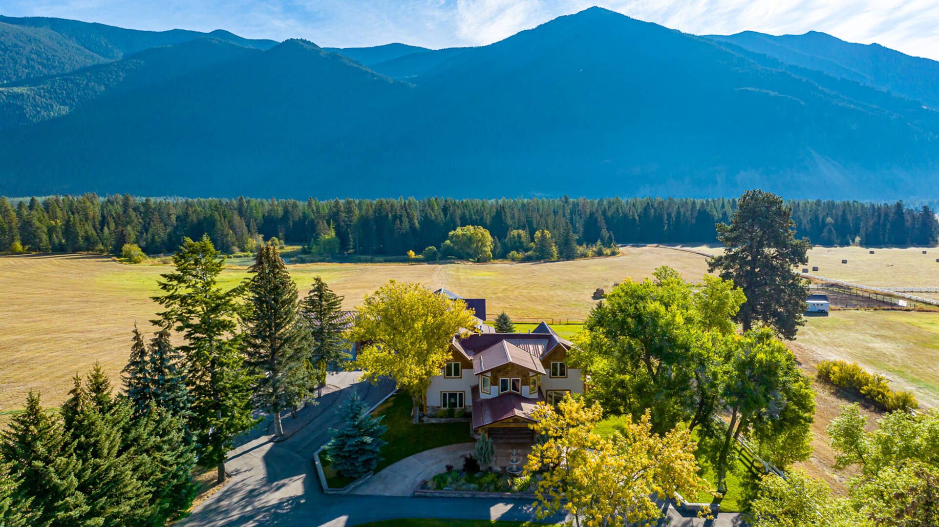 1335 Mooring Rd Columbia Falls, MT 59912