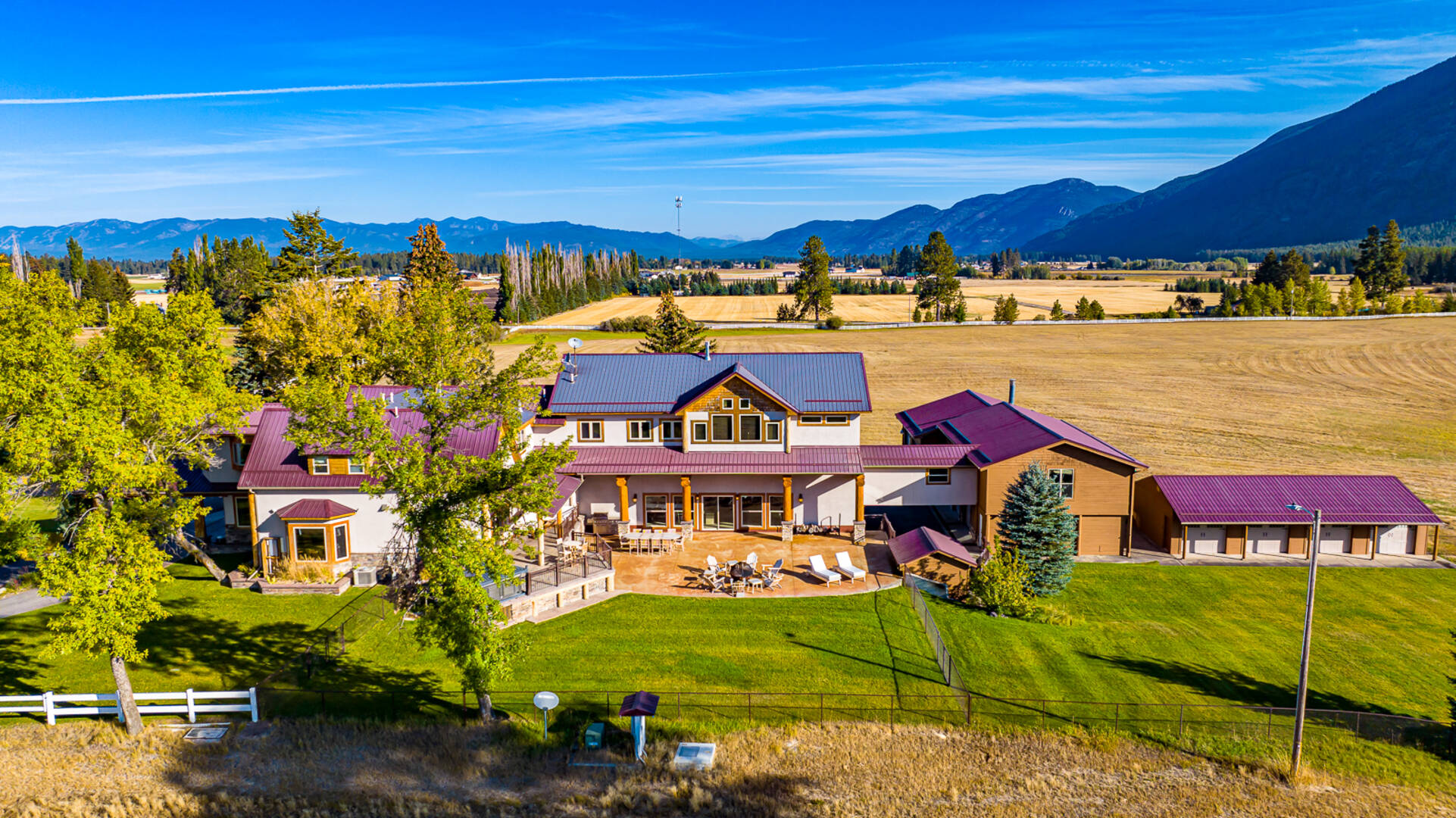 1335 Mooring Rd Columbia Falls, MT 59912
