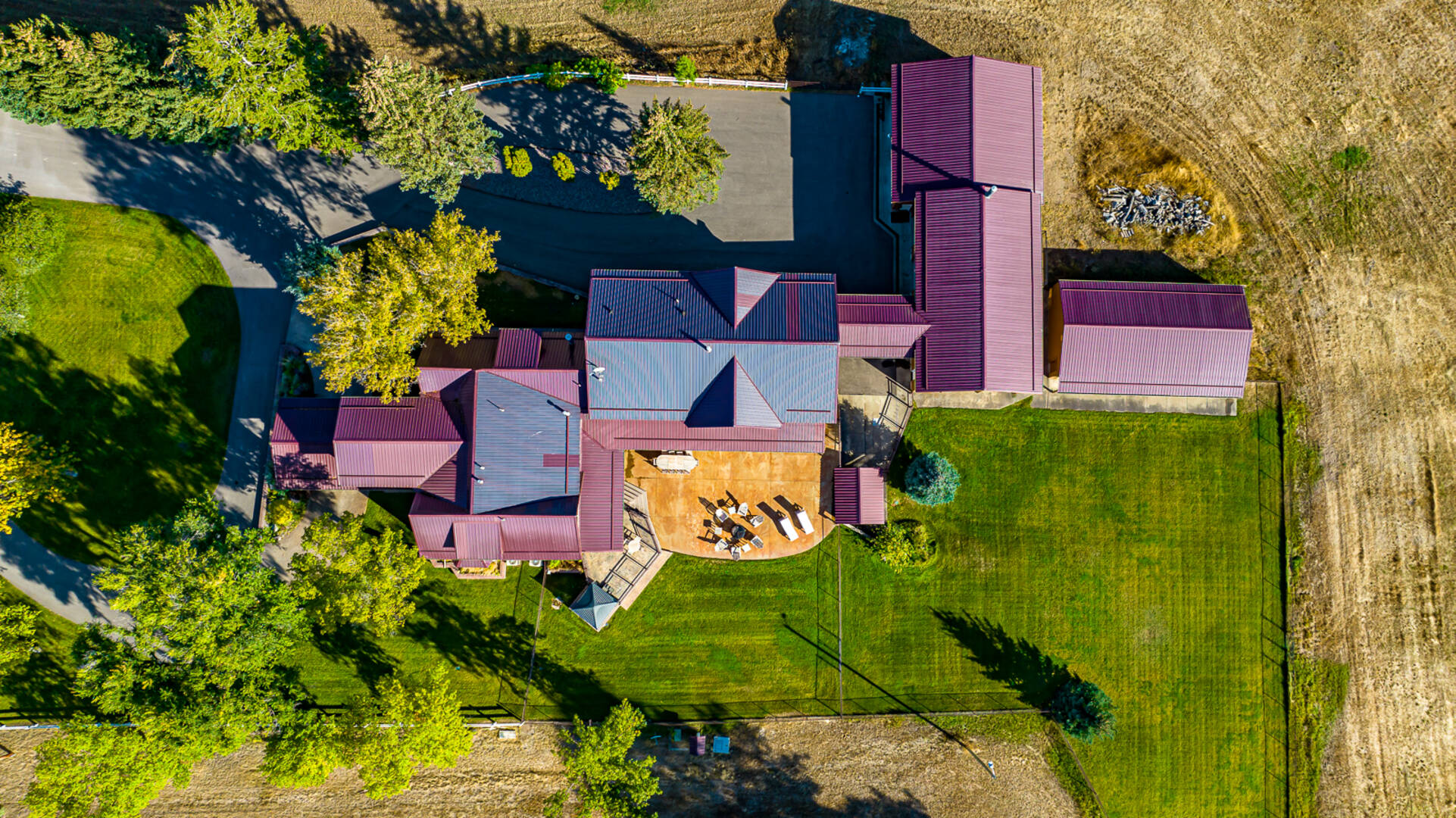 1335 Mooring Rd Columbia Falls, MT 59912