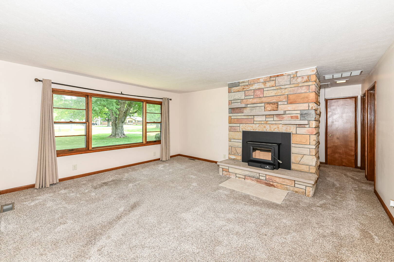 3163 S. State Road 13 Lapel, IN 46051