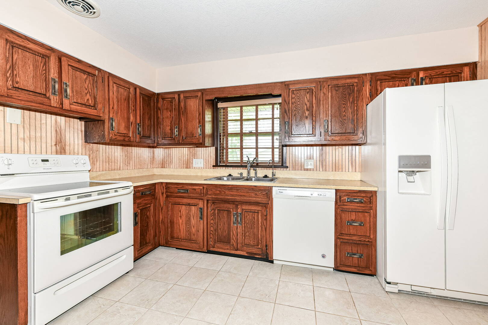 3163 S. State Road 13 Lapel, IN 46051