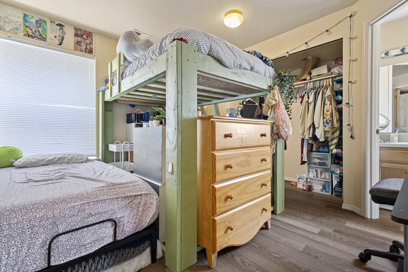 809 & 811 Blueberry Ln Bellingham, WA 98229