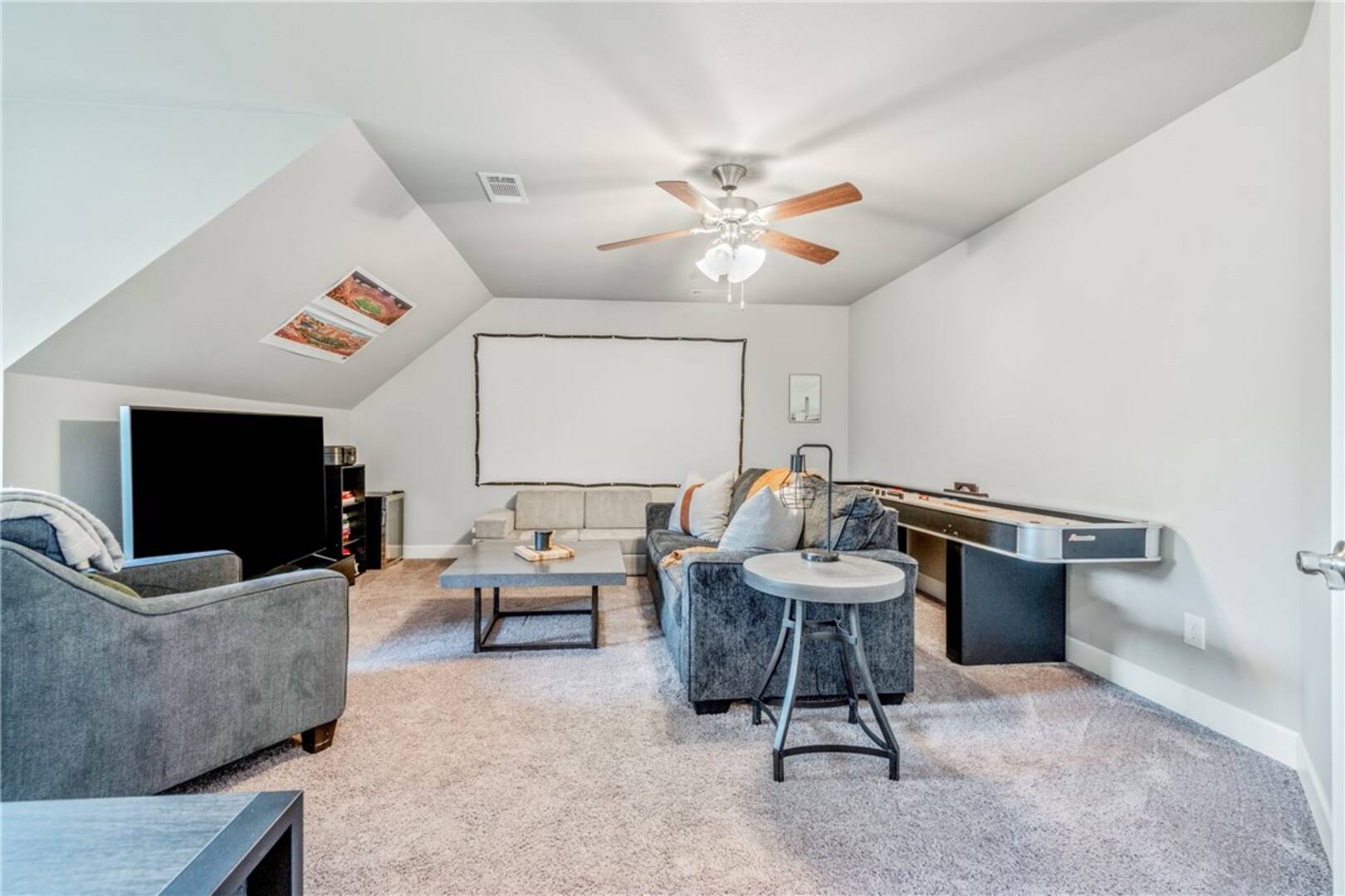 1061 Silver Maple St Centerton, AR 72719