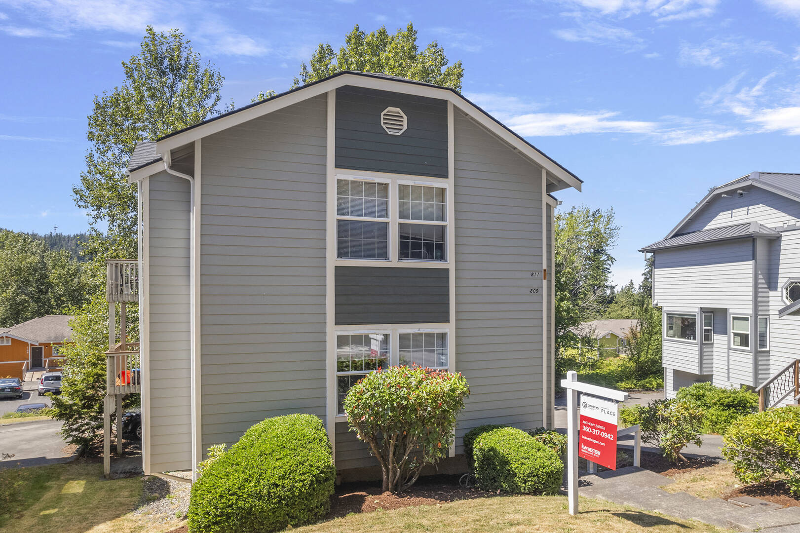 809 & 811 Blueberry Ln Bellingham, WA 98229