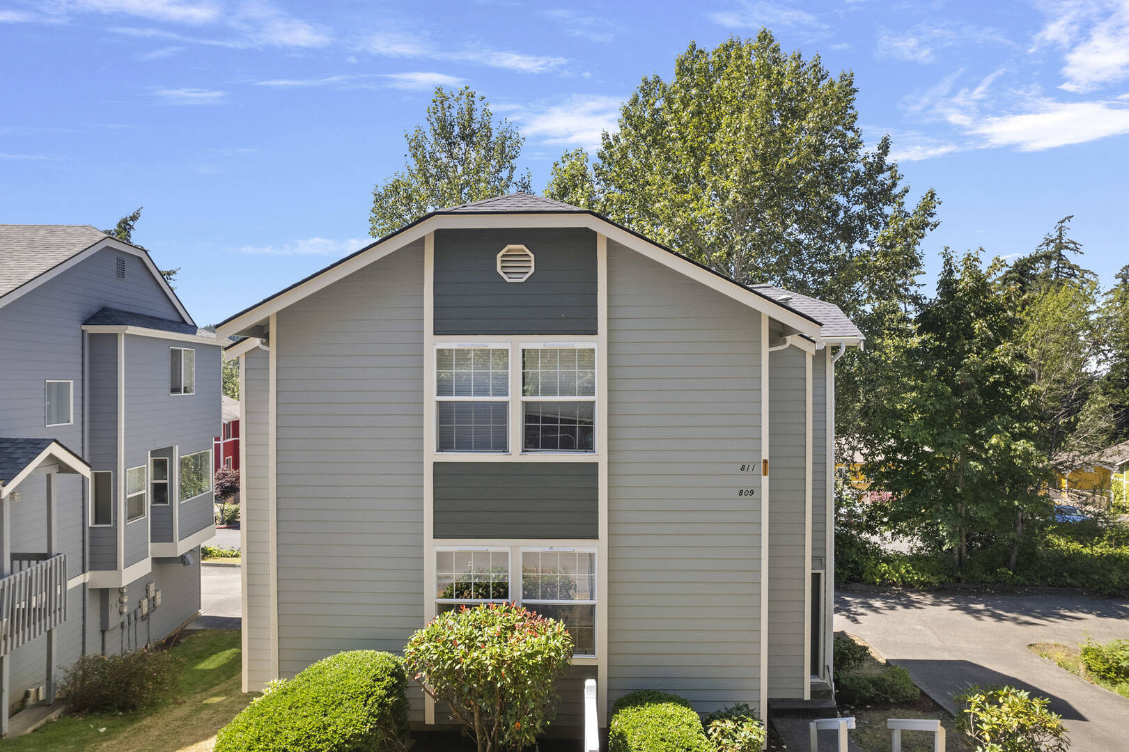 809 & 811 Blueberry Ln Bellingham, WA 98229