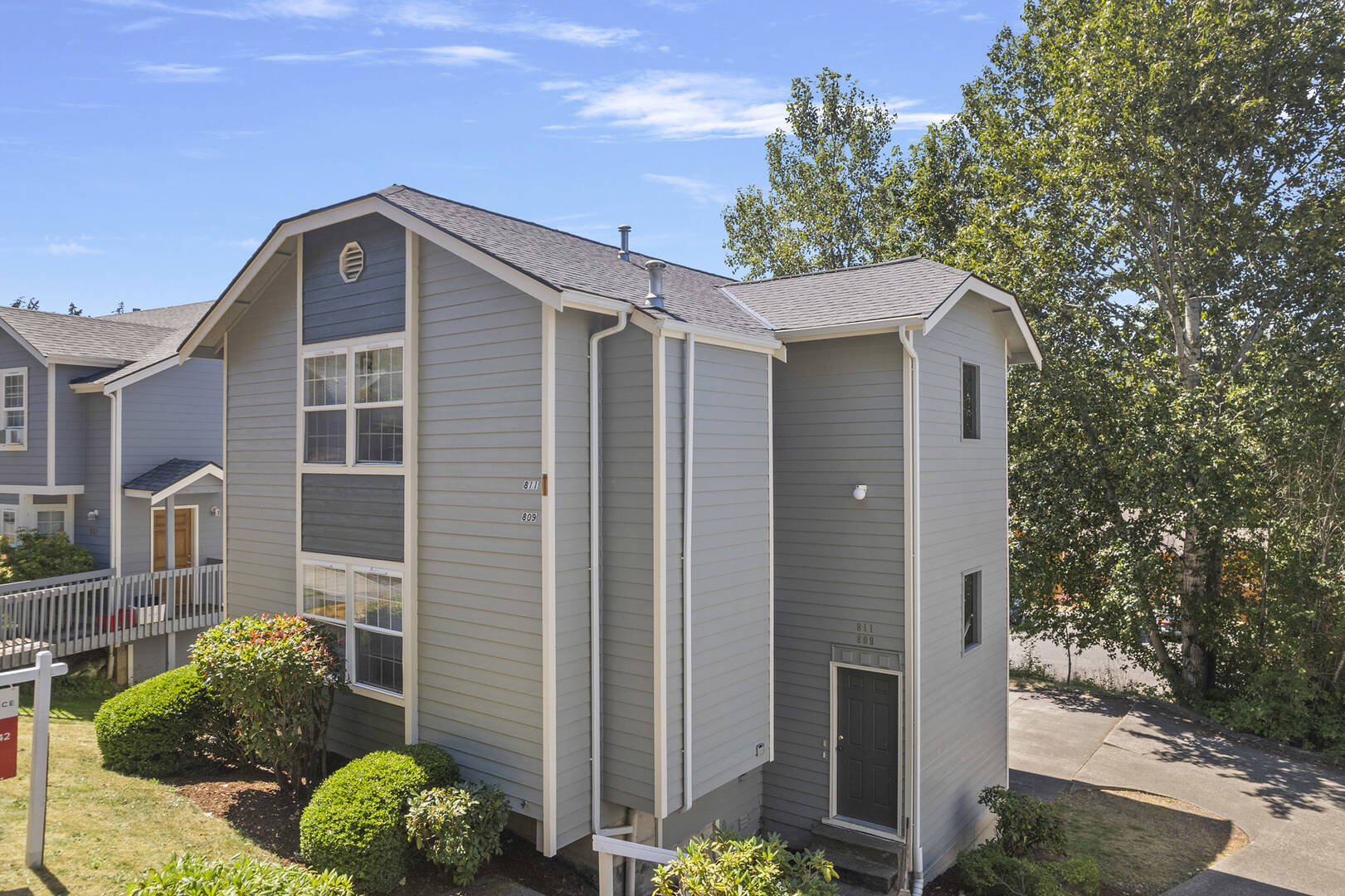 809 & 811 Blueberry Ln Bellingham, WA 98229