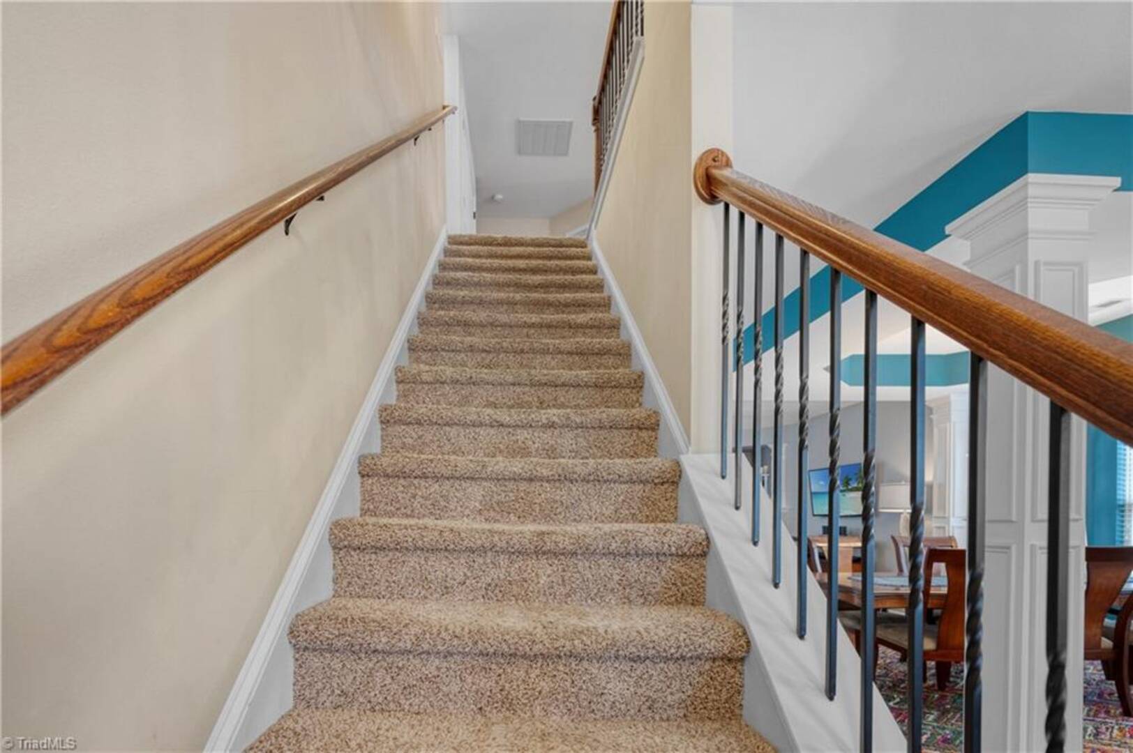 2941 Mirasol Ct Walkertown, NC 27051