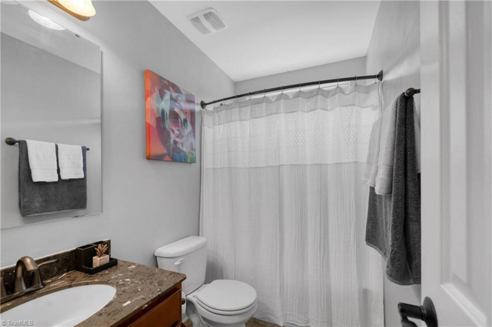 2941 Mirasol Ct Walkertown, NC 27051
