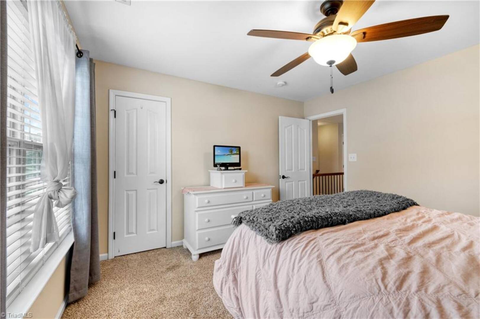 2941 Mirasol Ct Walkertown, NC 27051
