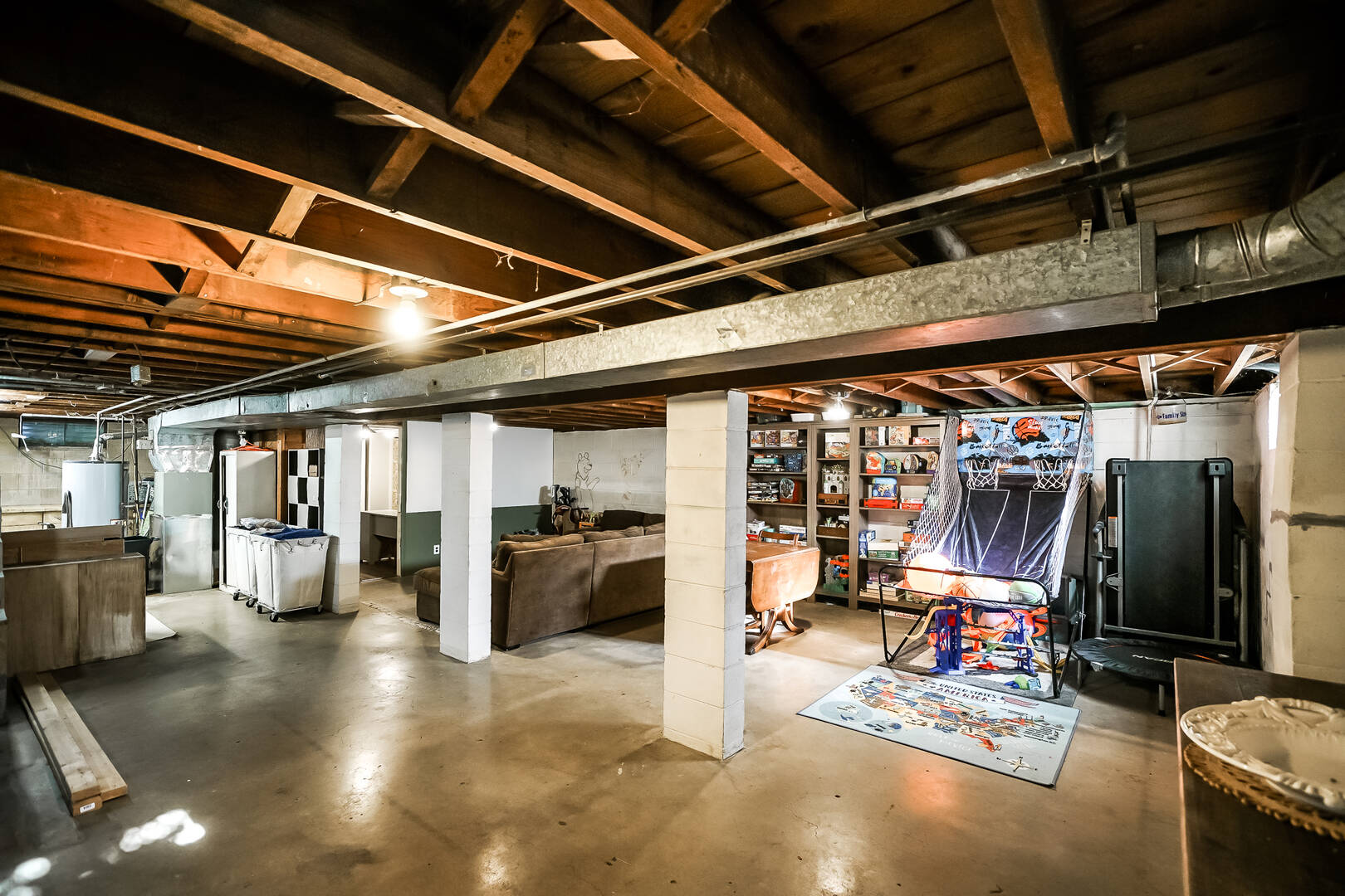 1907 West Cimarron Drive Peoria, Illinois 61614