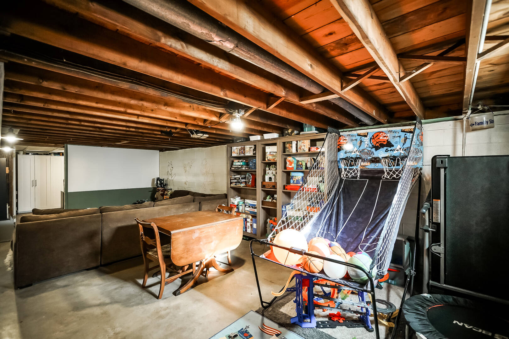 1907 West Cimarron Drive Peoria, Illinois 61614