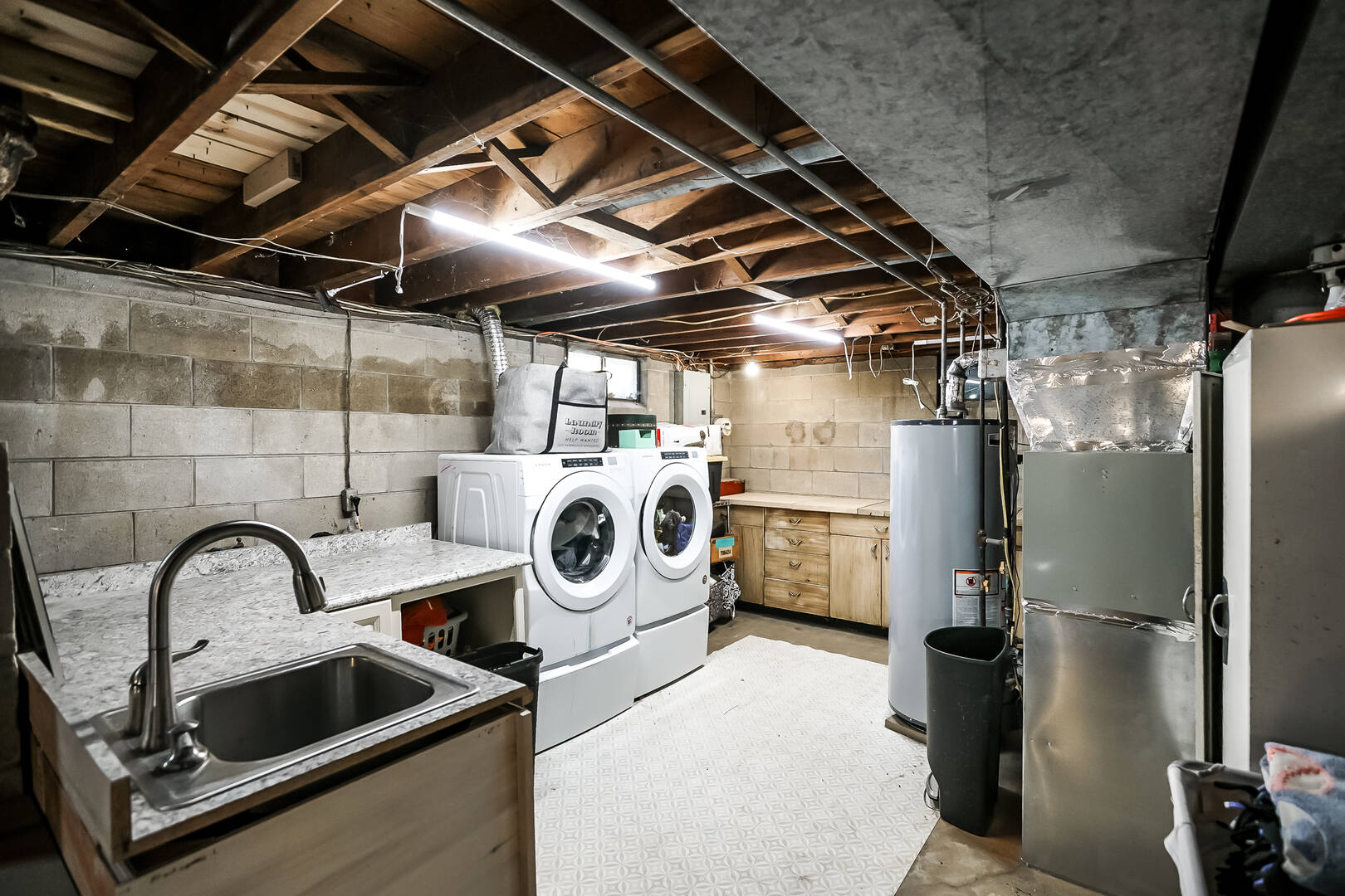1907 West Cimarron Drive Peoria, Illinois 61614