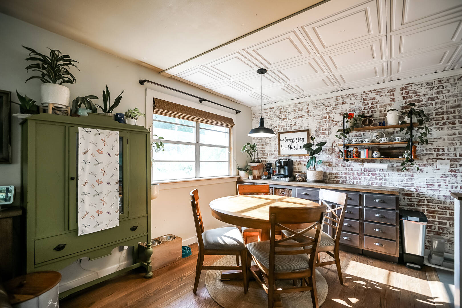 1907 West Cimarron Drive Peoria, Illinois 61614