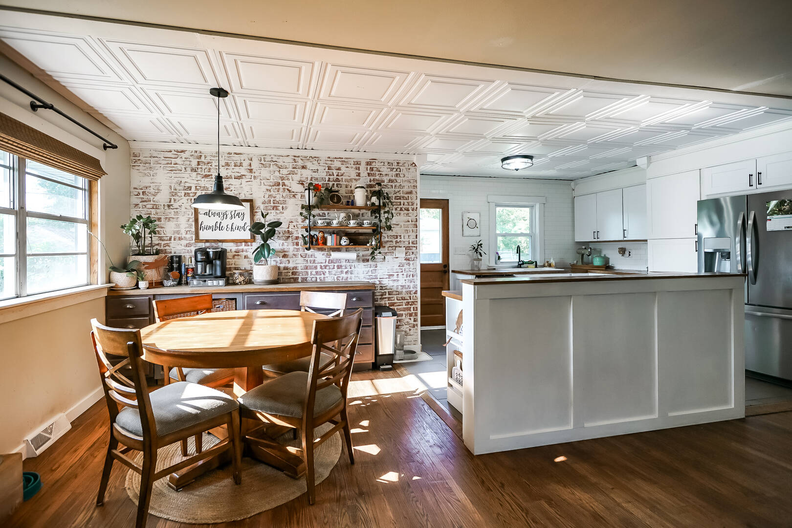 1907 West Cimarron Drive Peoria, Illinois 61614