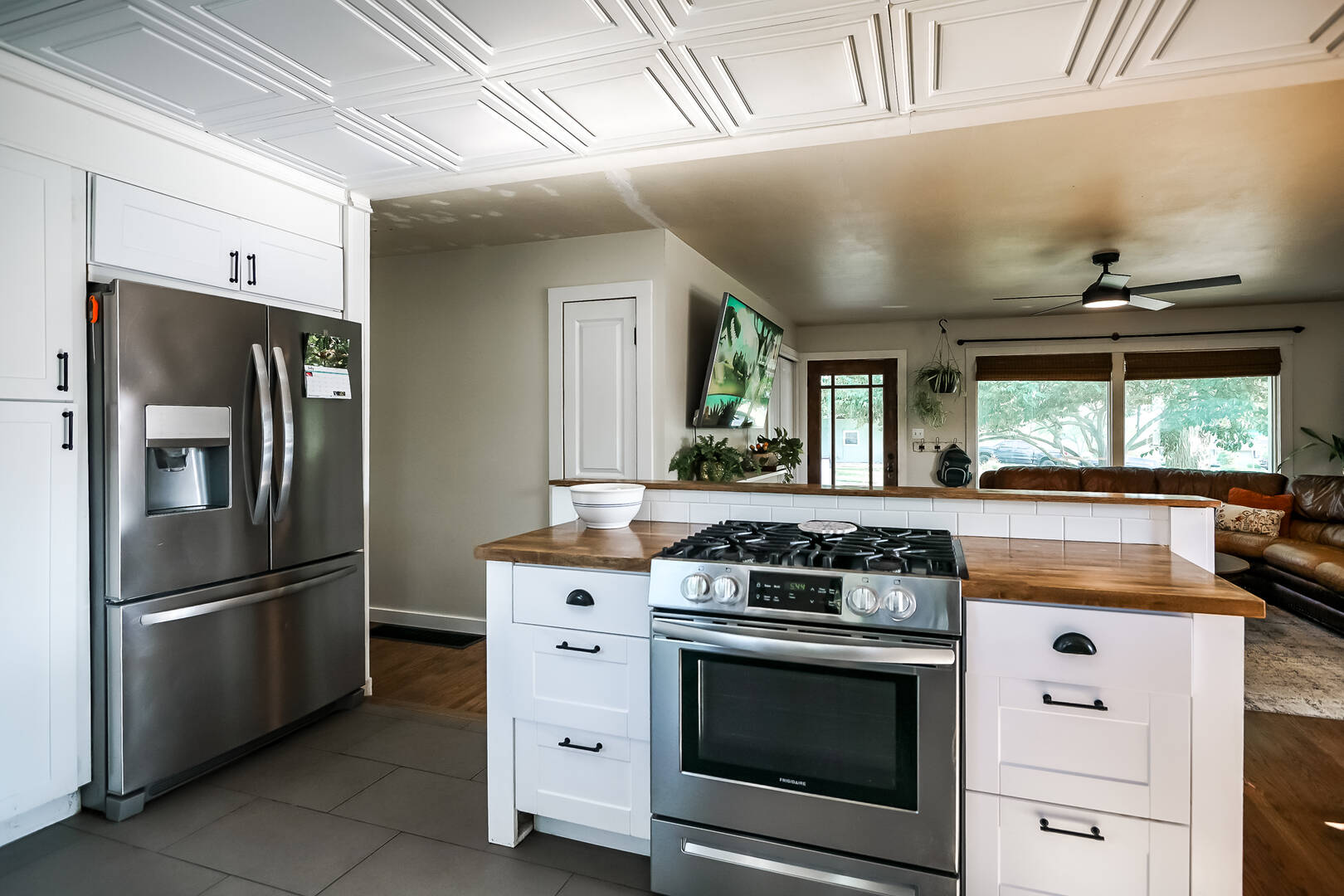 1907 West Cimarron Drive Peoria, Illinois 61614