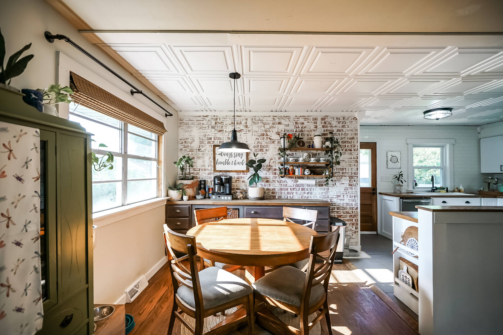 1907 West Cimarron Drive Peoria, Illinois 61614