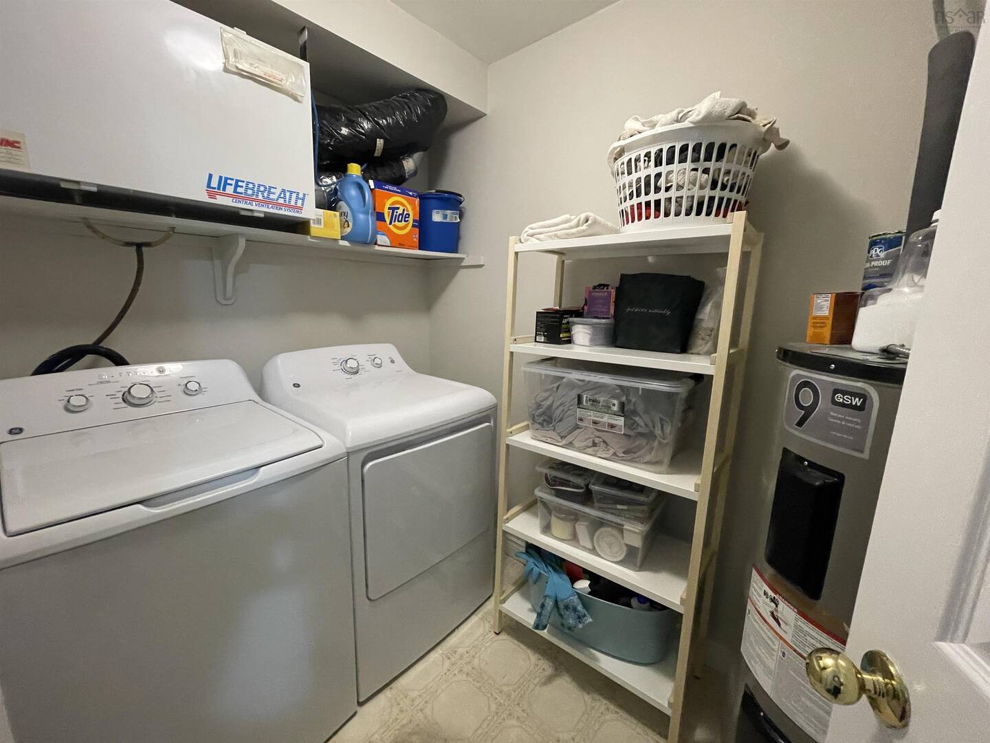 47 Victoria Dr Lower Sackville, NS B4C4C4