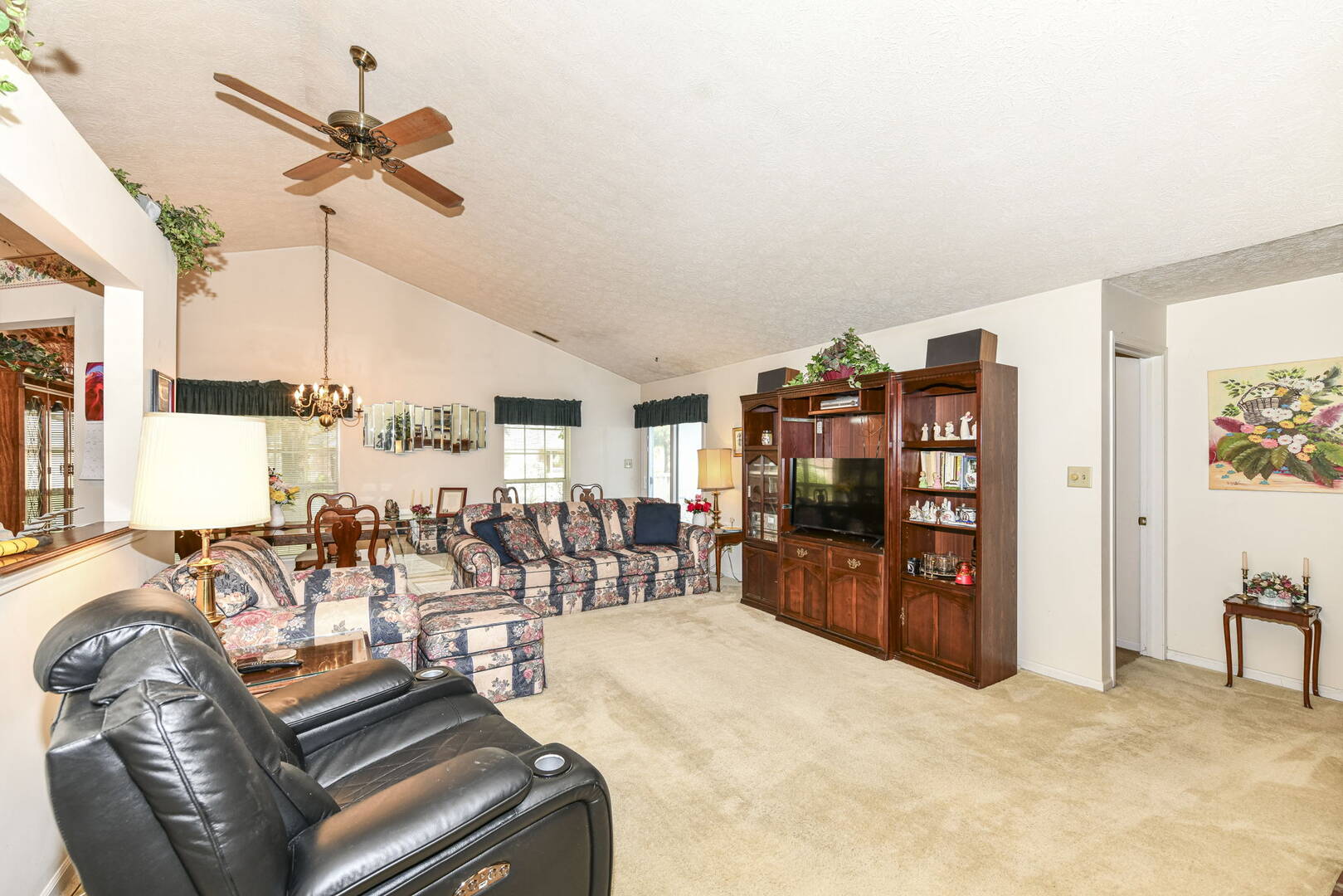 9478 Colony Pointe East Dr. Indianapolis, IN 46250