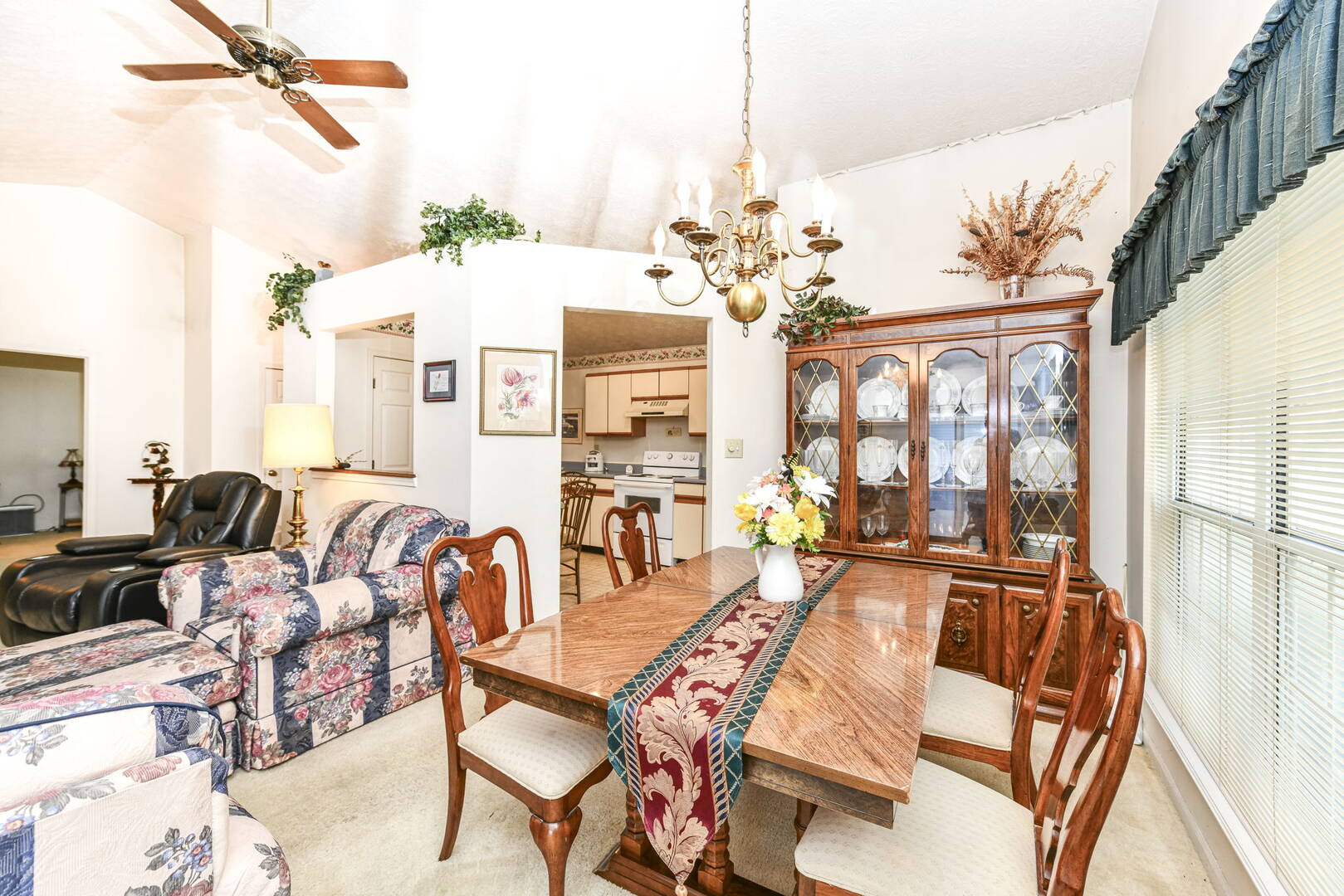 9478 Colony Pointe East Dr. Indianapolis, IN 46250