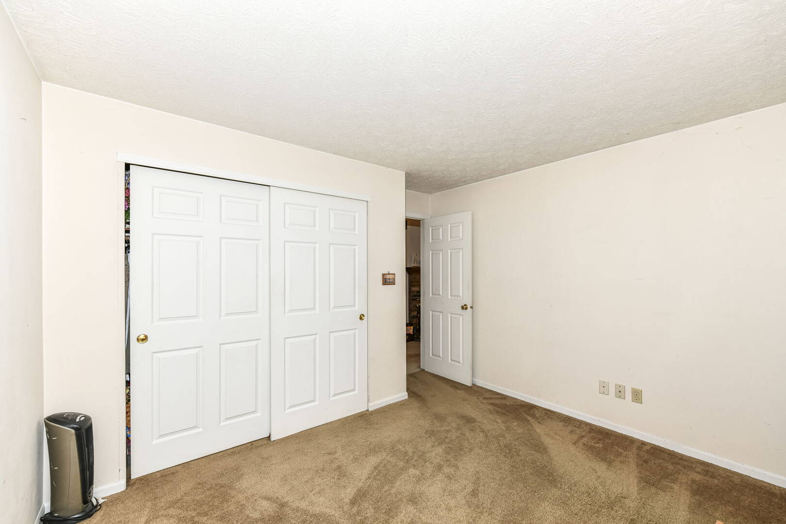 9478 Colony Pointe East Dr. Indianapolis, IN 46250