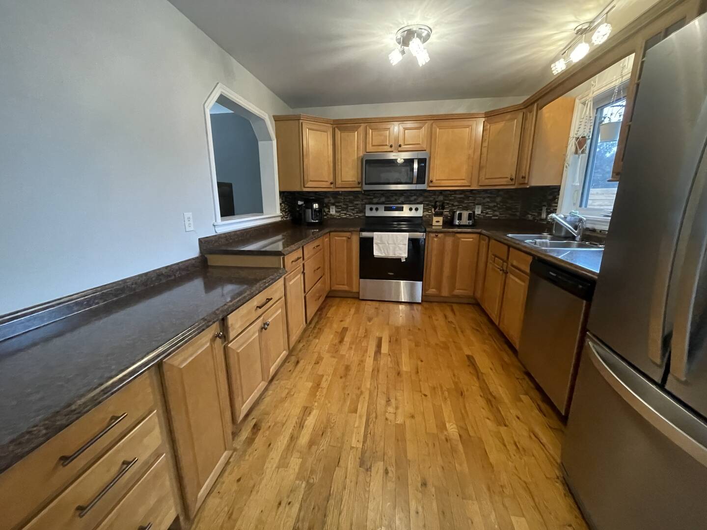 41 Aster Ct Halifax, NS B3S1G5