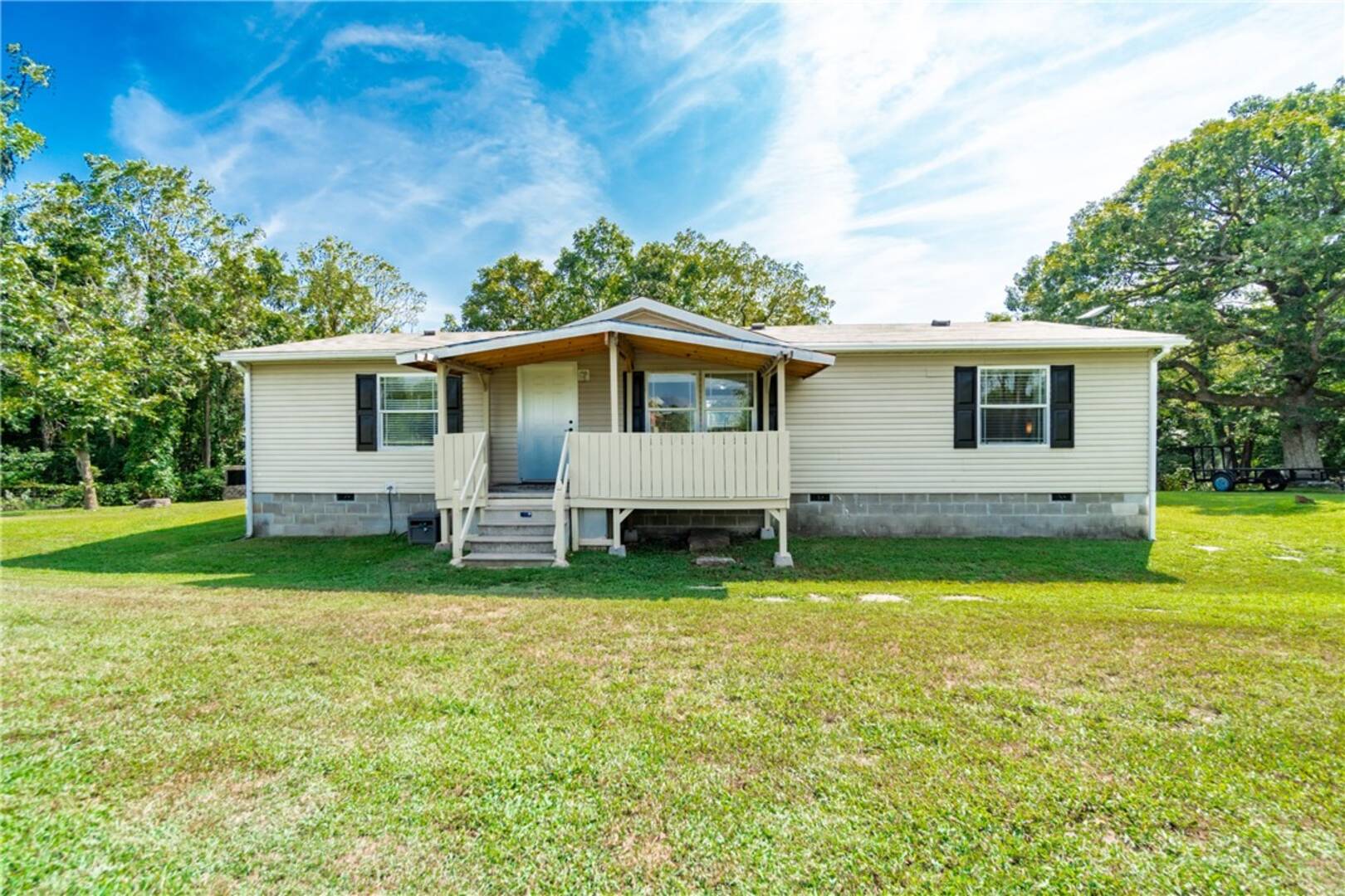 16264 Patton Rd Pea Ridge, AR 72751