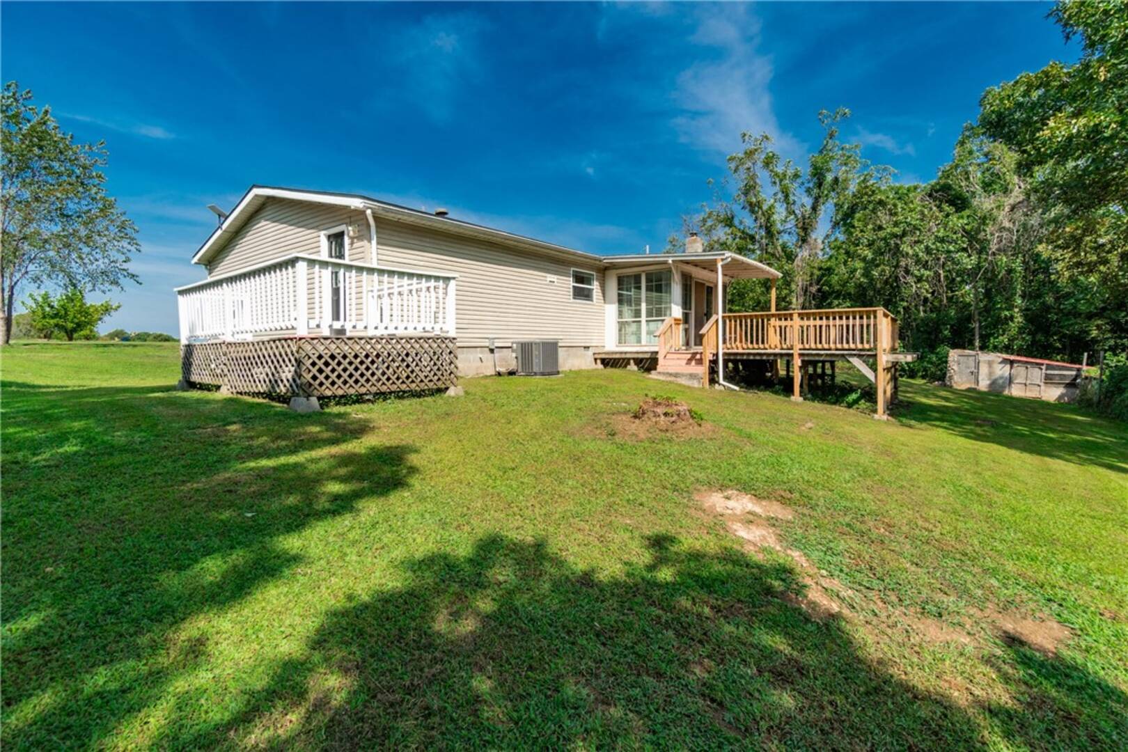 16264 Patton Rd Pea Ridge, AR 72751