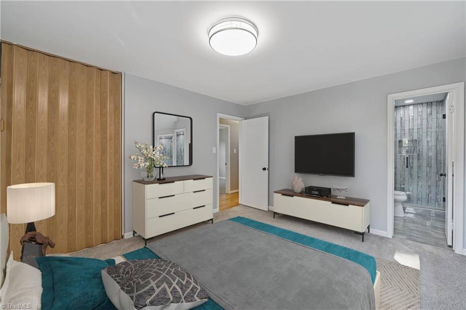 1727 Stoneybrook Dr High Point, NC 27265