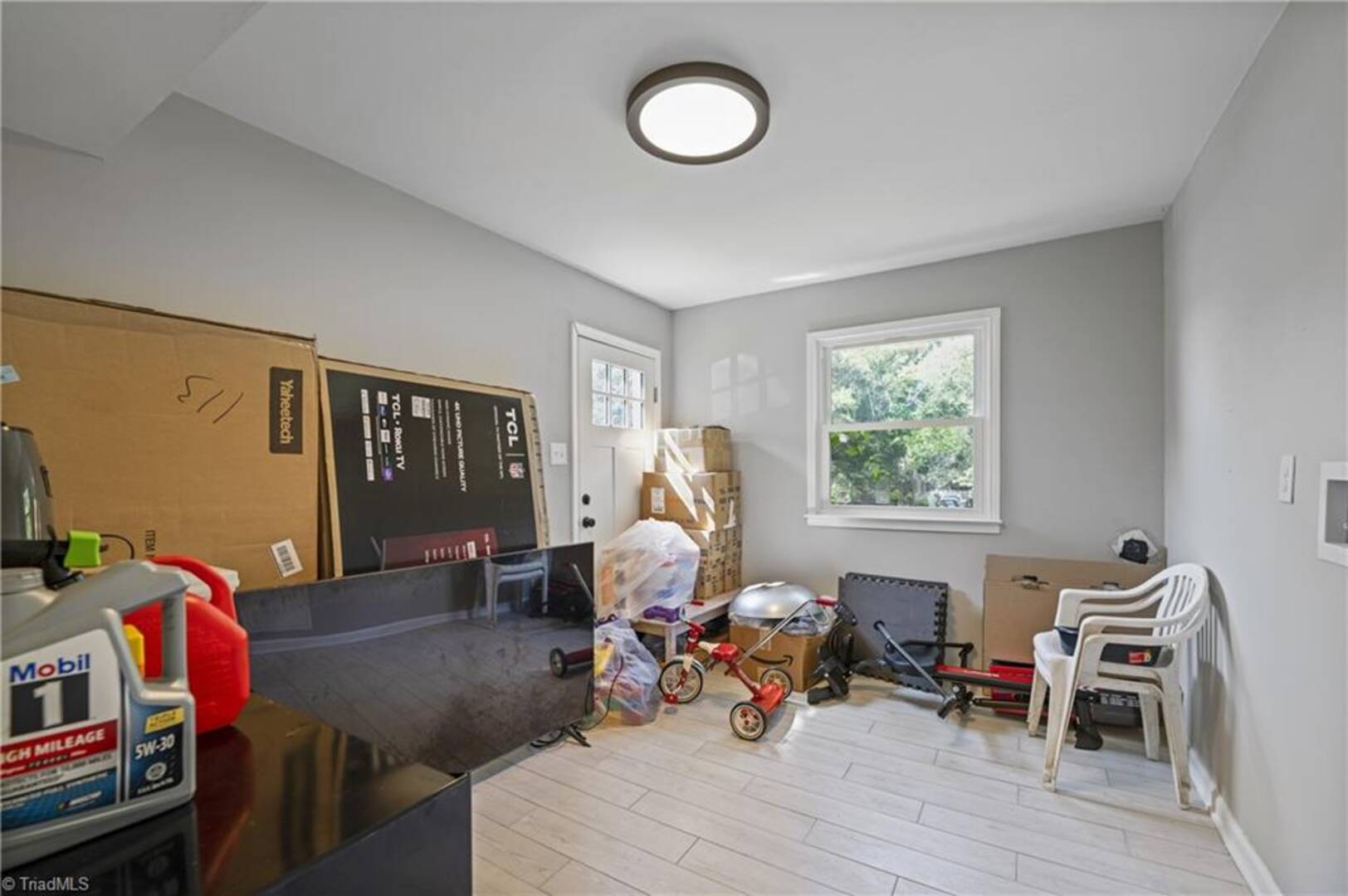 1727 Stoneybrook Dr High Point, NC 27265