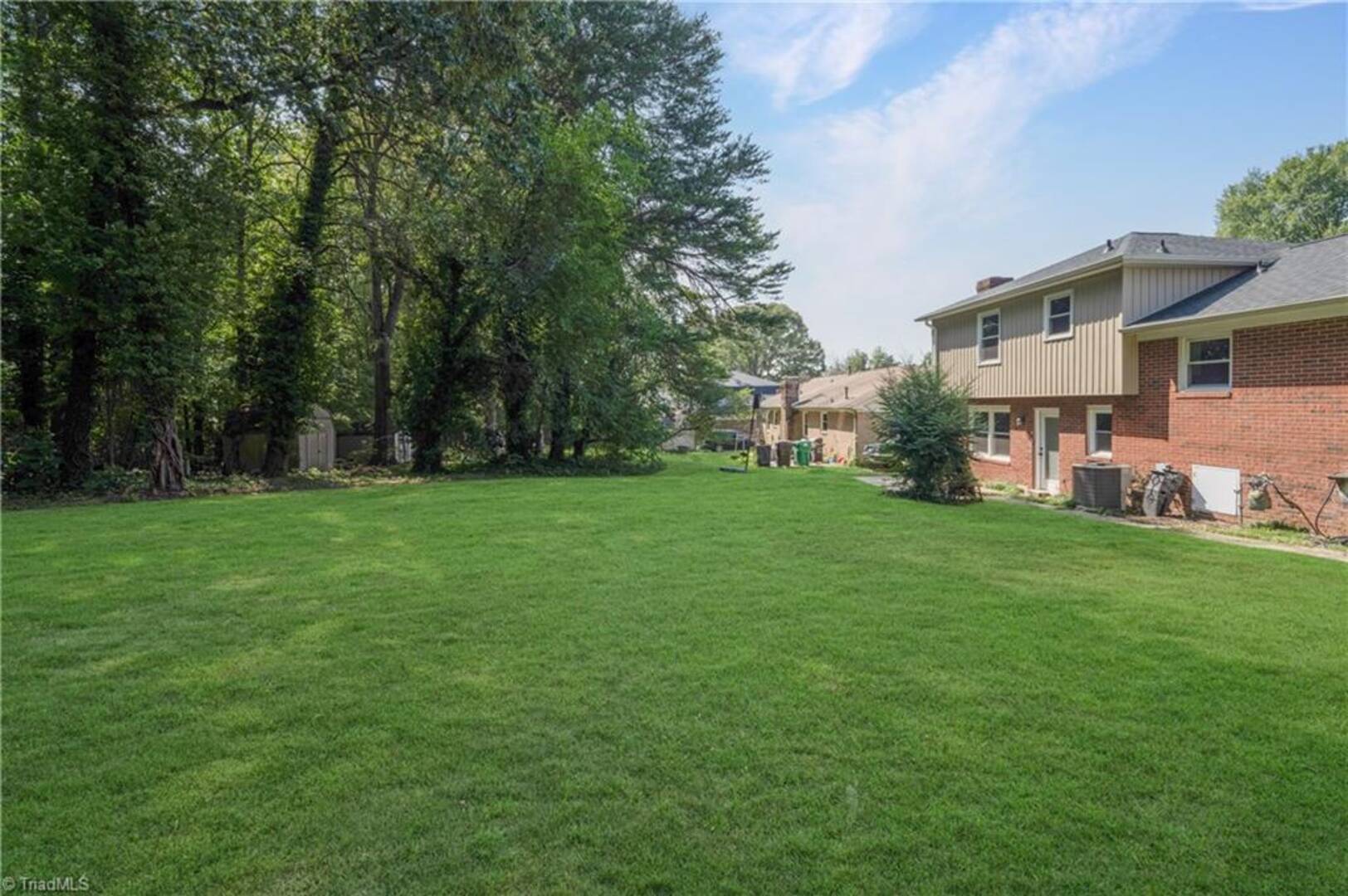 1727 Stoneybrook Dr High Point, NC 27265