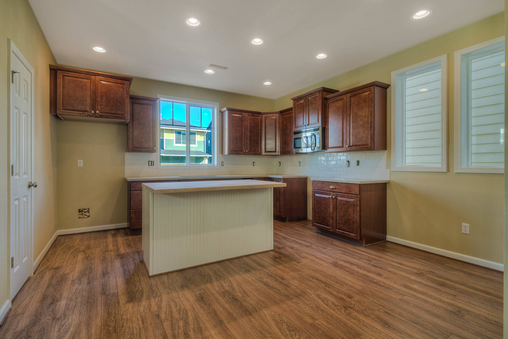 9414 133rd St E Puyallup, WA 98373