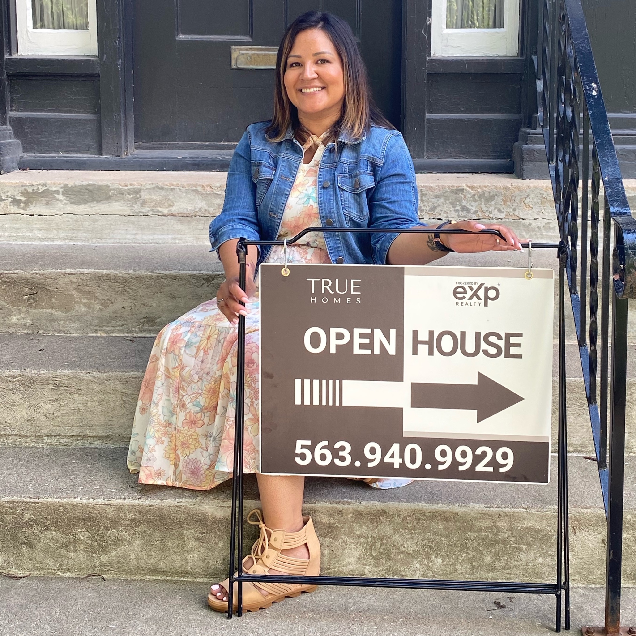 True Homes Best REALTORS in the Quad Cities Alma Raya Sales