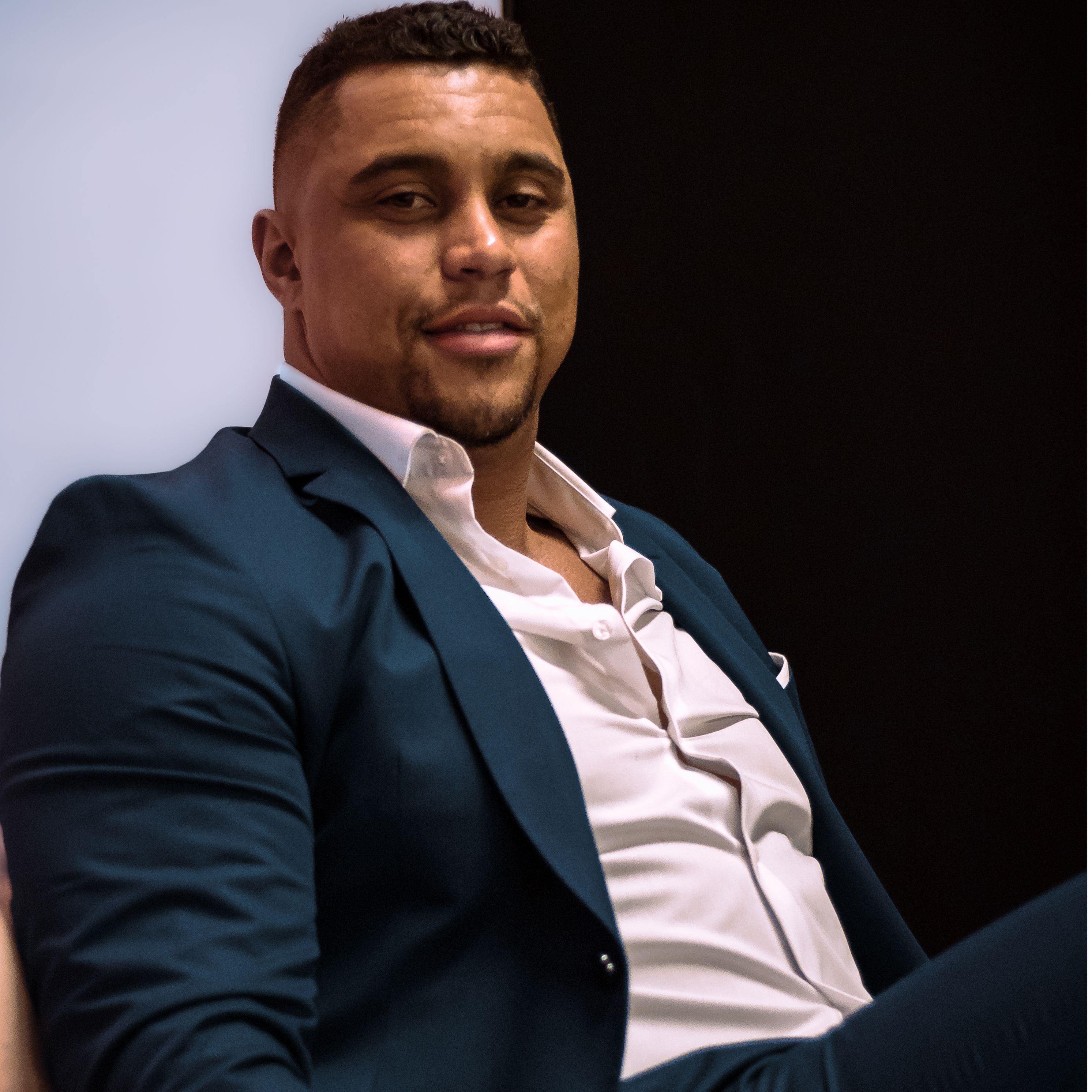 Agent profile image in chat bubble