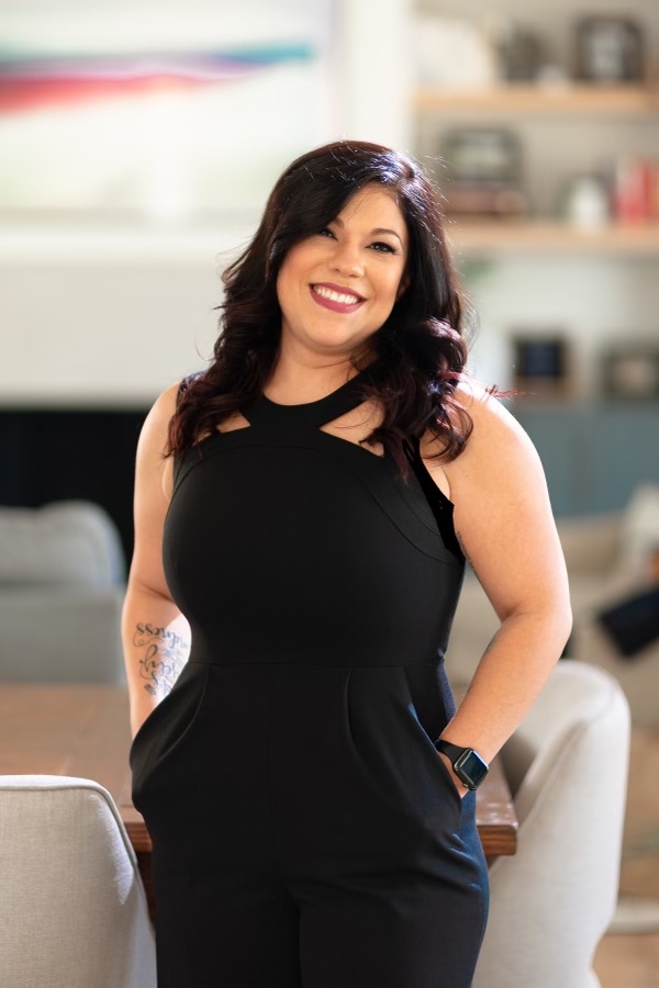 Gloria Aldaco
