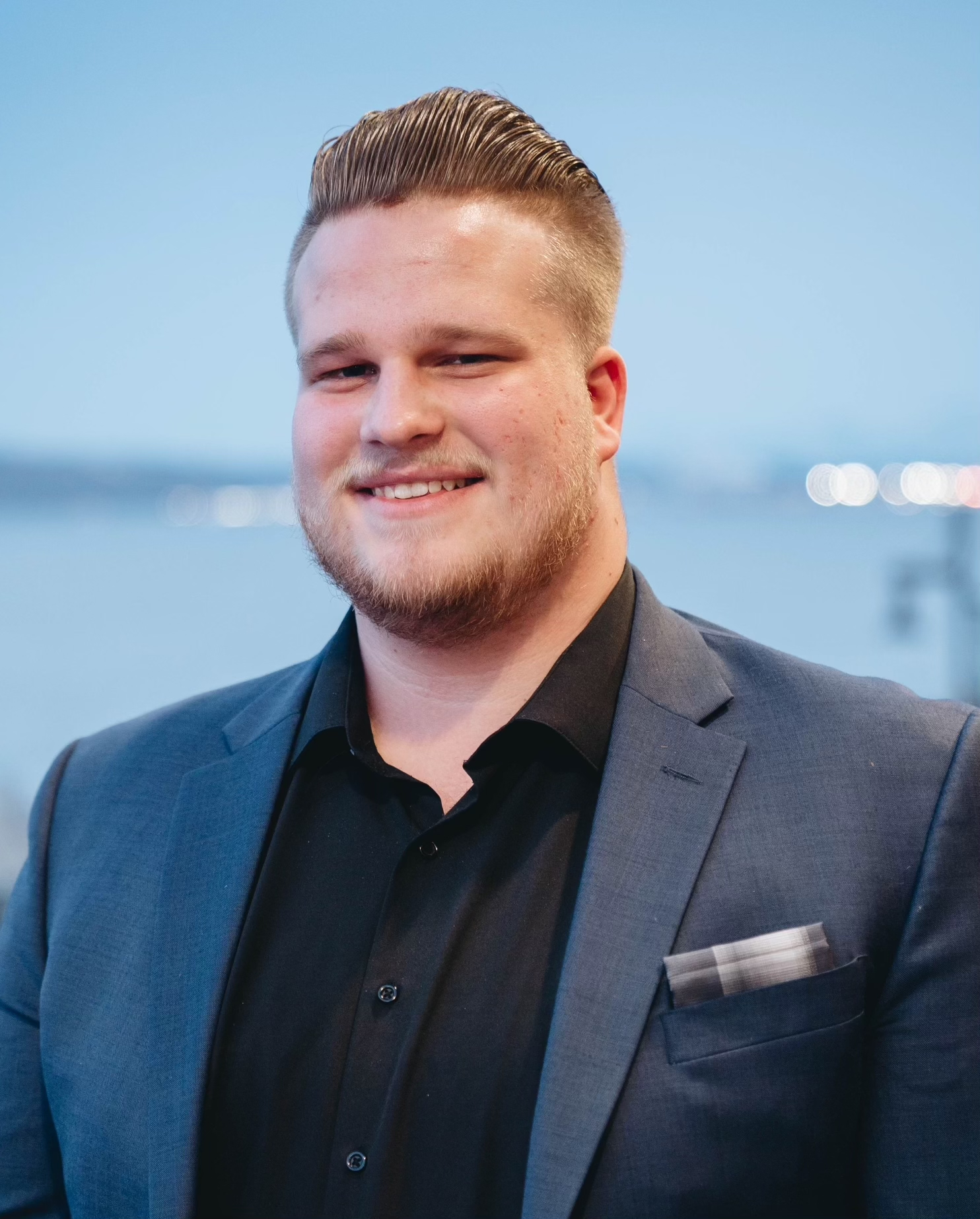 Agent profile image in chat bubble