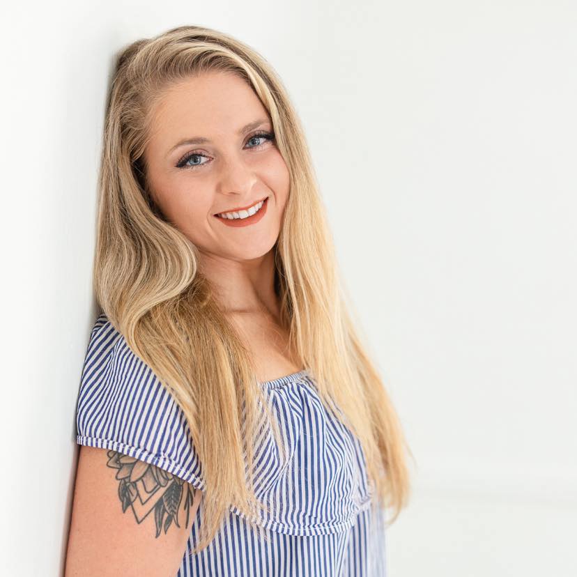 Jessica Dumais headshot