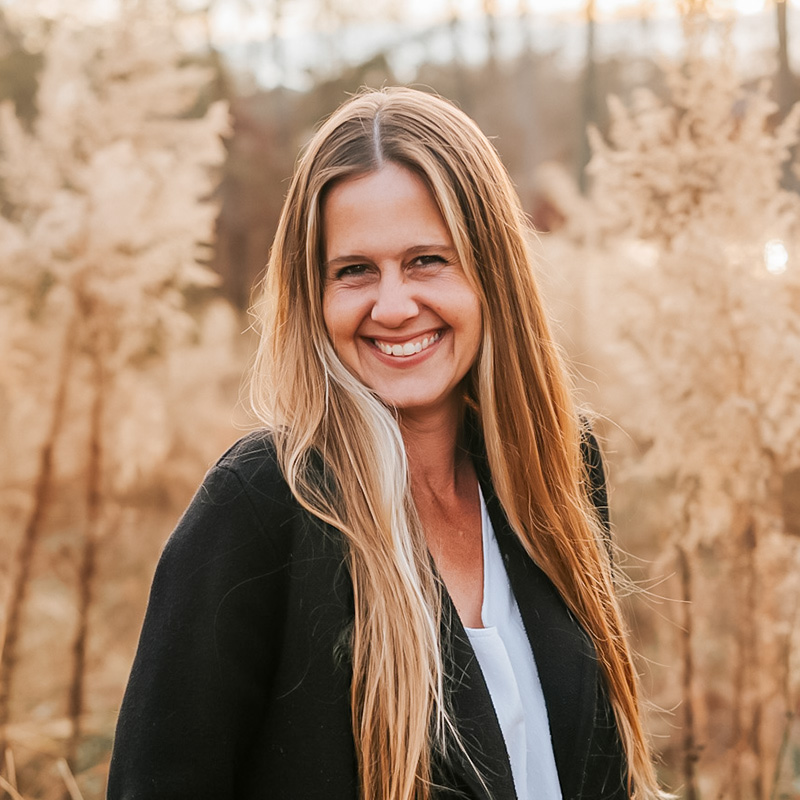 Ashley Callon headshot