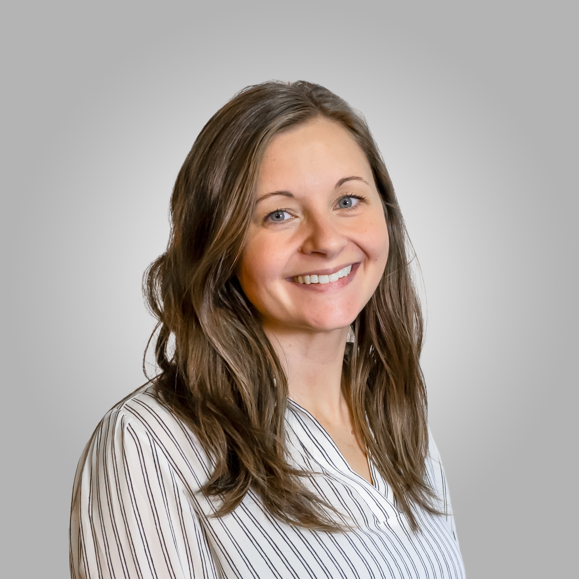 Allie Henderson headshot